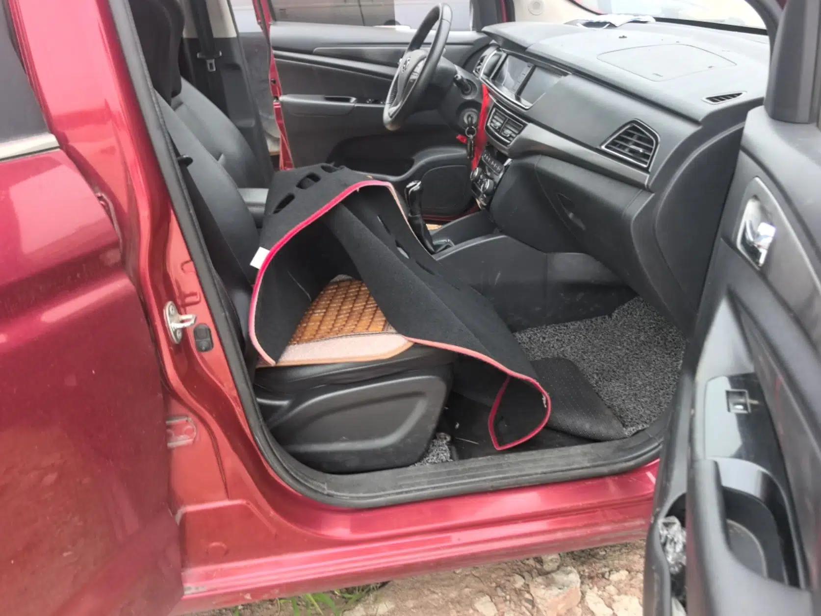CHANGAN KAICHENG Oushang A600 2016 1.5L Manual Luxury 7-Seater — миниатюра 23