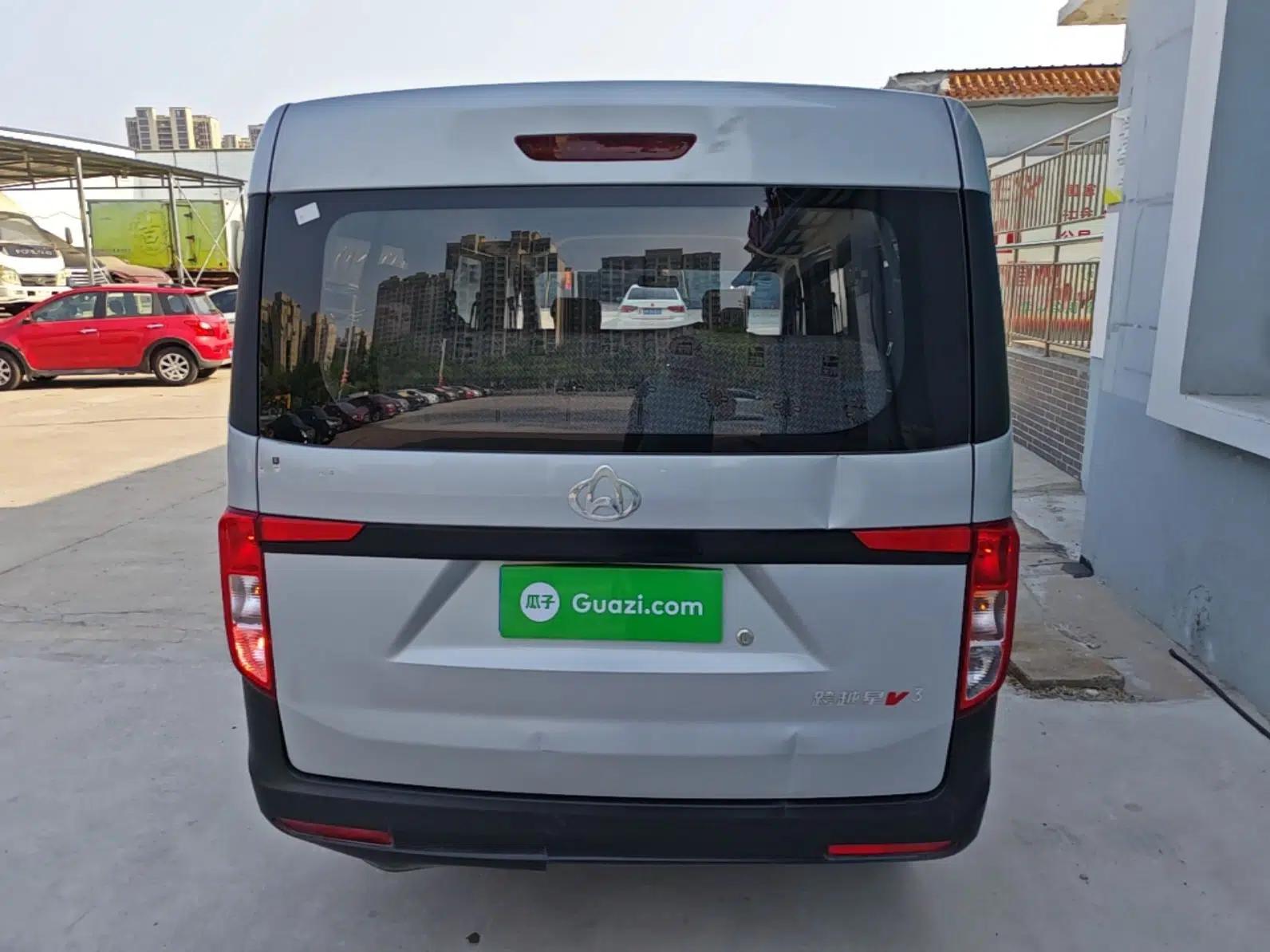 CHANGAN KUAYUE Xing V3 2023 1.3L Gasoline Comfort Edition 7-Seater Passenger Vehicle — миниатюра 5