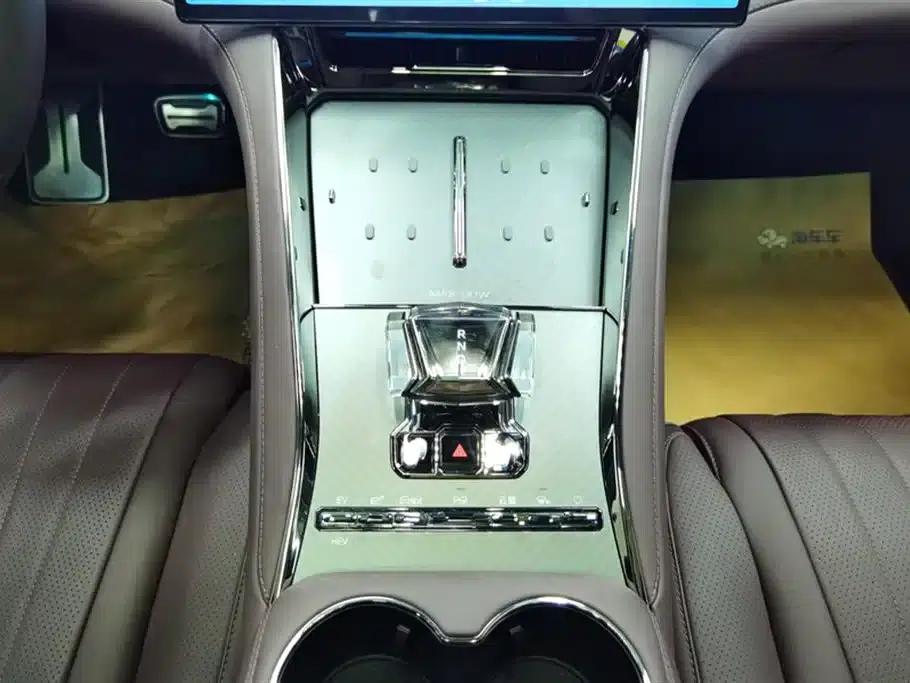 Denza Z9 GT 2024 1100 AWD Max Edition — миниатюра 16