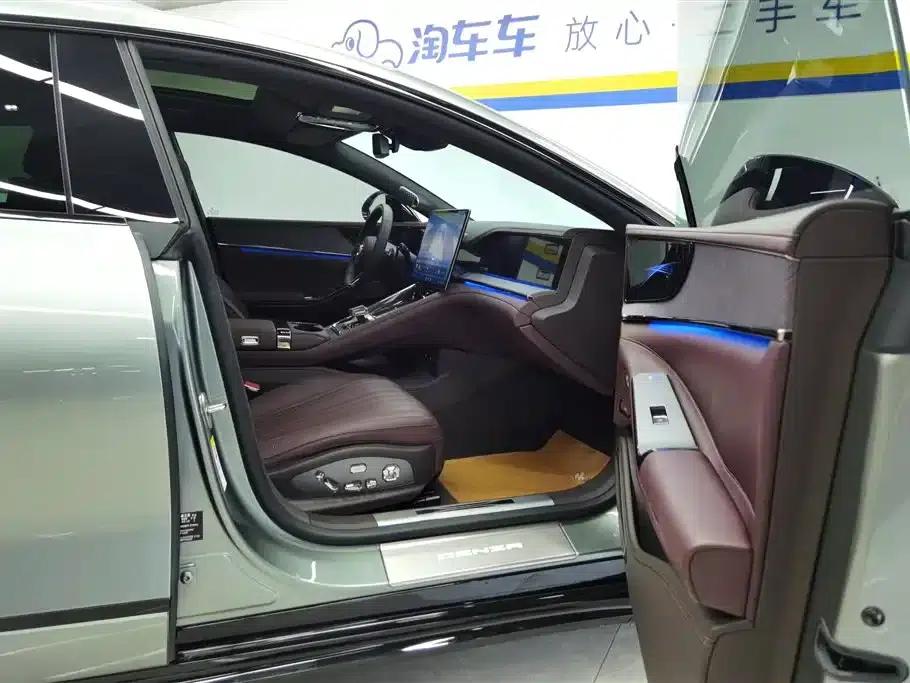 Denza Z9 GT 2024 1100 AWD Max Edition — миниатюра 8