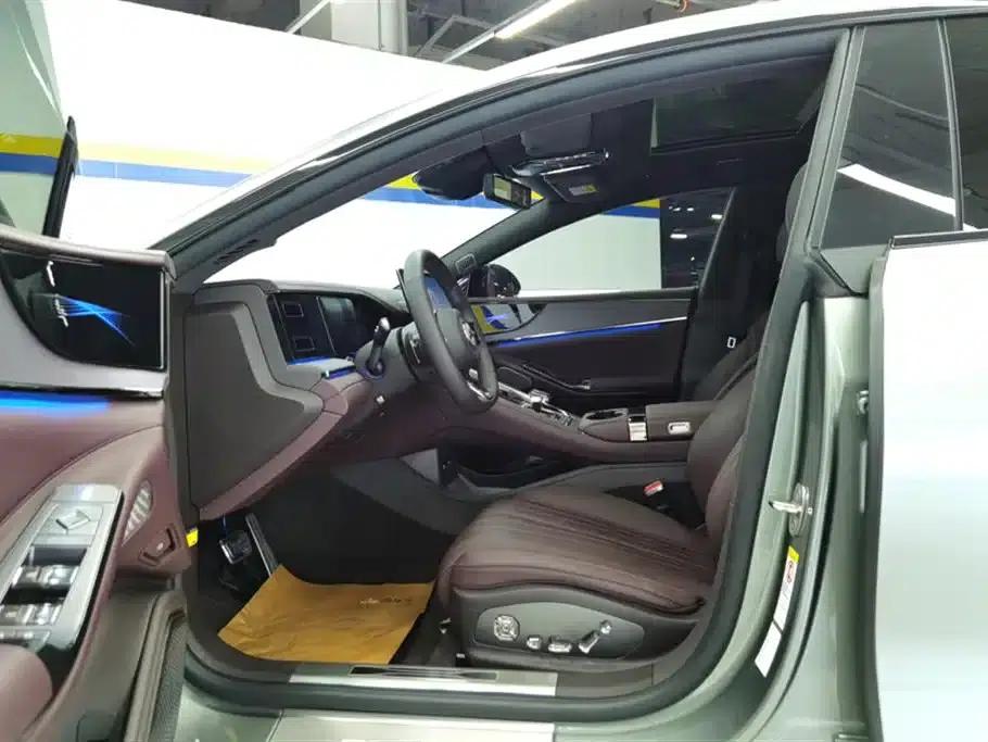 Denza Z9 GT 2024 1100 AWD Max Edition — миниатюра 9