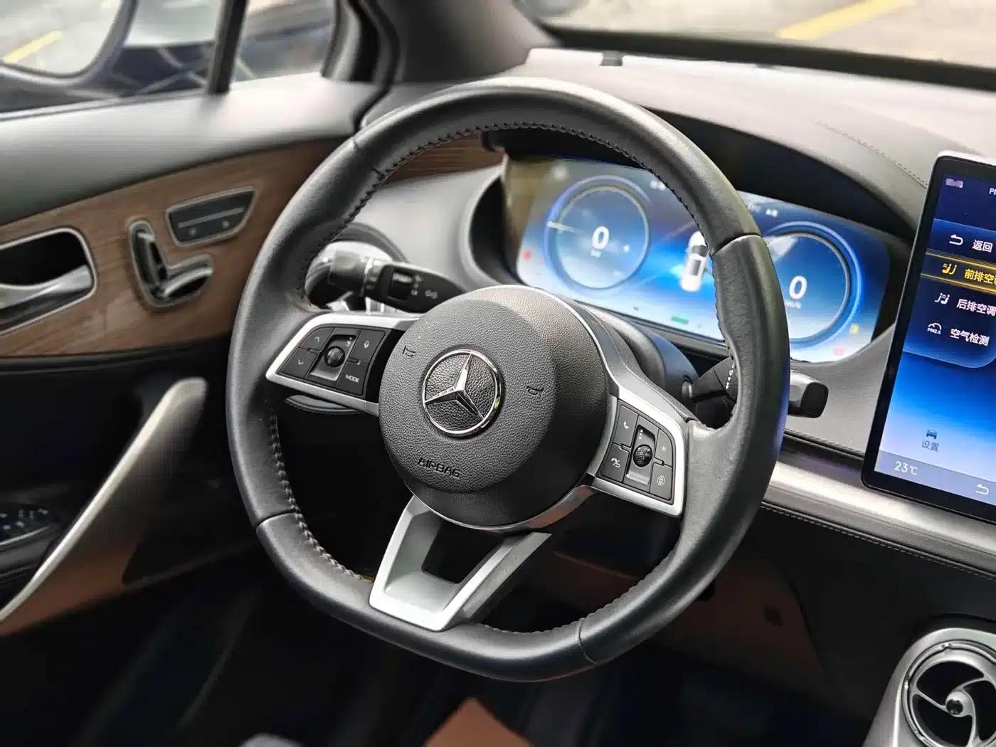 Denza X 2020 PHEV Classic Edition — миниатюра 21