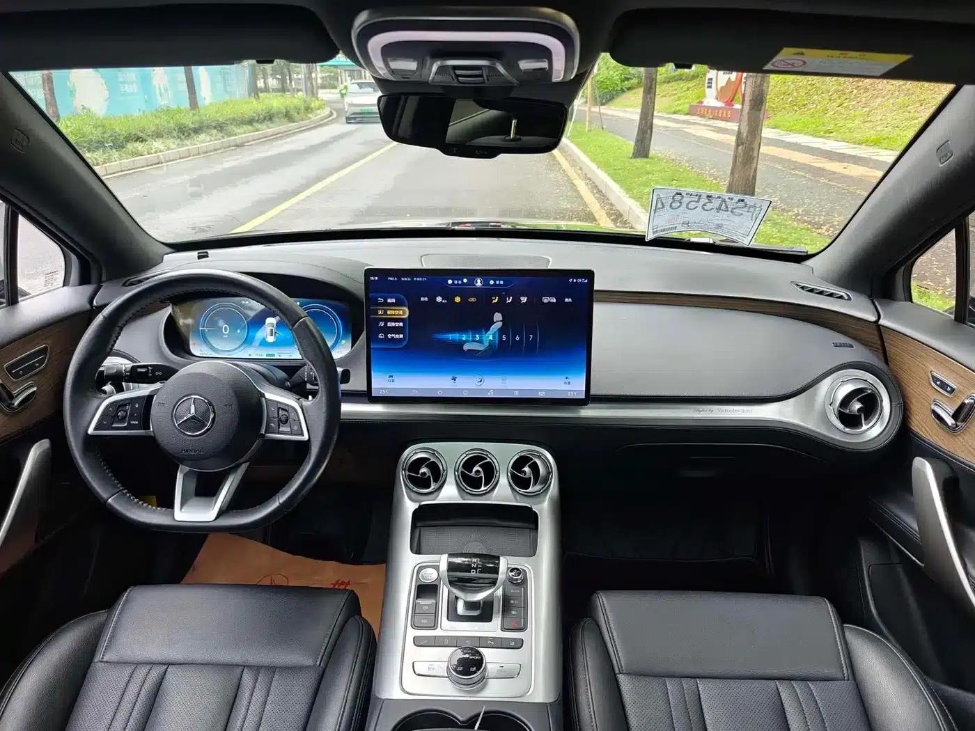 Denza X 2020 PHEV Classic Edition — миниатюра 22