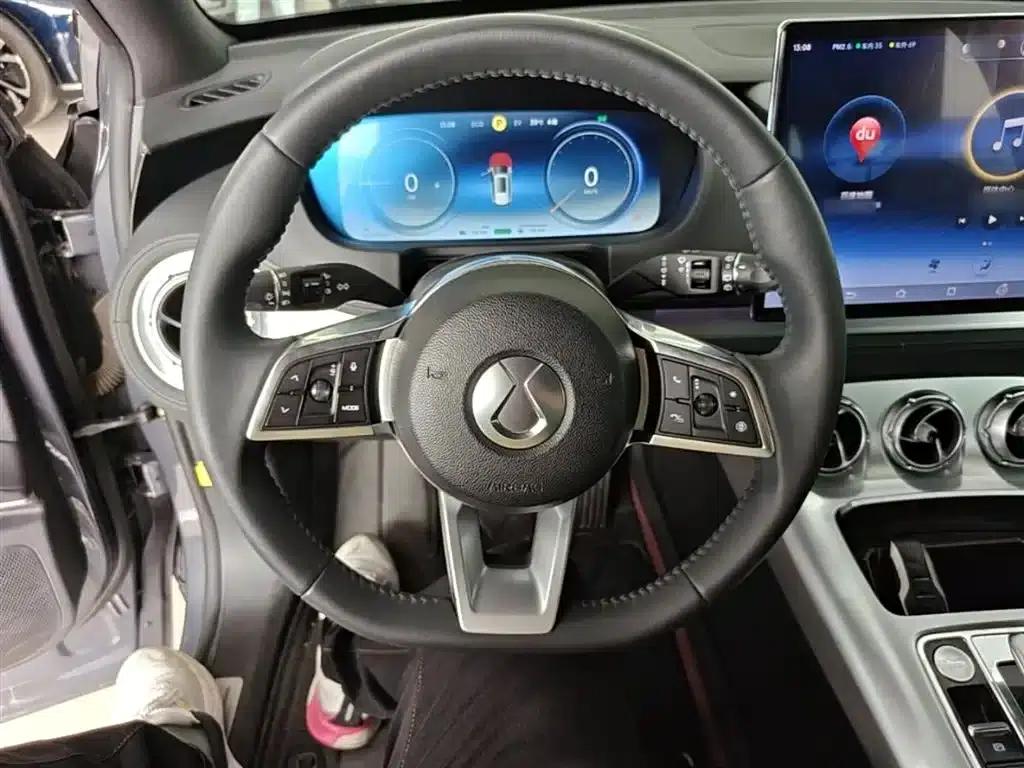 Denza X 2020 PHEV Sport Edition — миниатюра 11