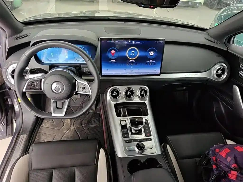 Denza X 2020 PHEV Sport Edition — миниатюра 10