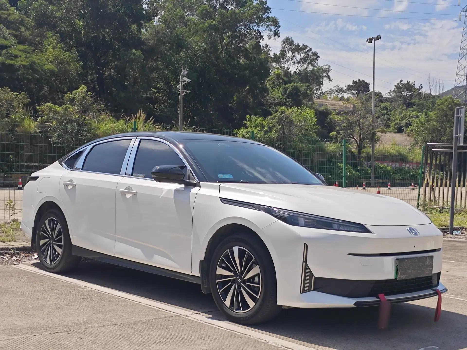 CHANGAN NEVO A05 2025 Truly Delicious Edition 70 – Beyond Excellence — миниатюра 6