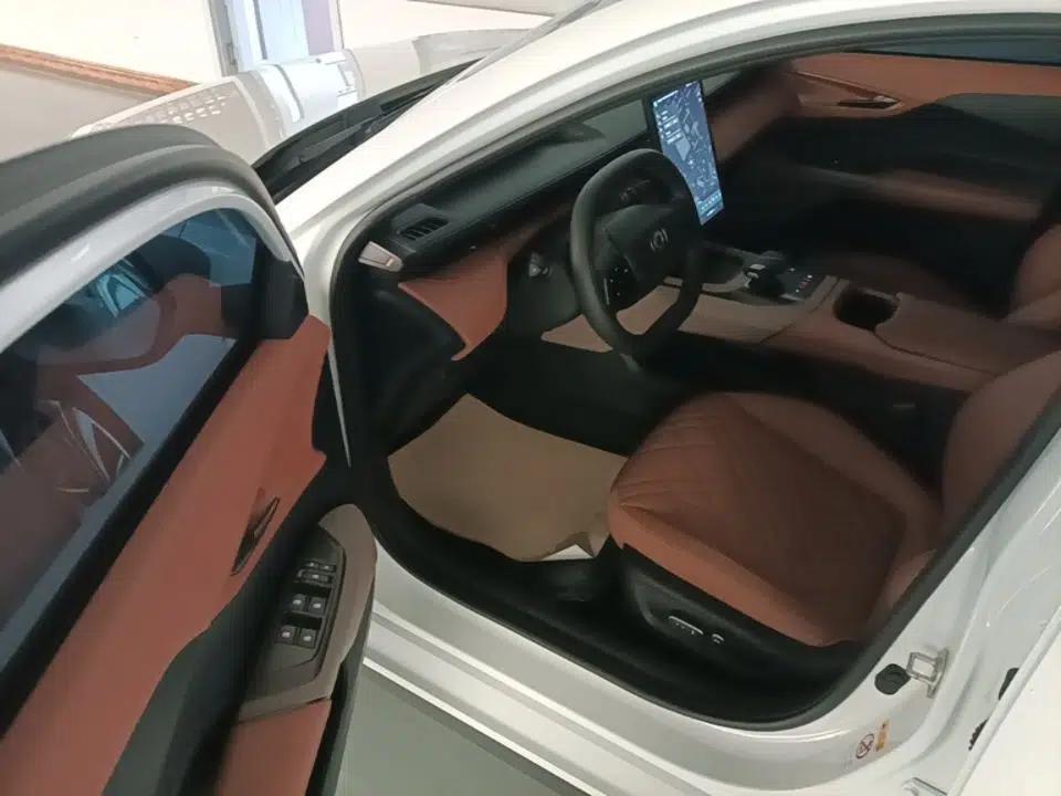 CHANGAN NEVO A05 2024 Truly Delicious Version 145 Leading Edition — миниатюра 19