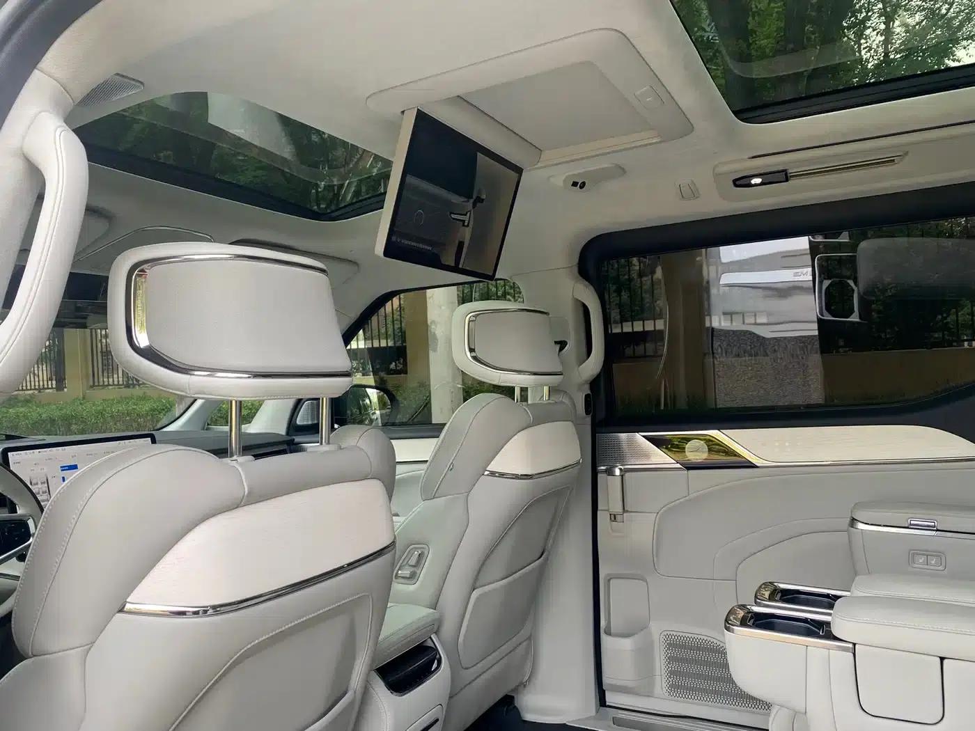 Volvo EM90 2025 Ultra 6-seater — миниатюра 19