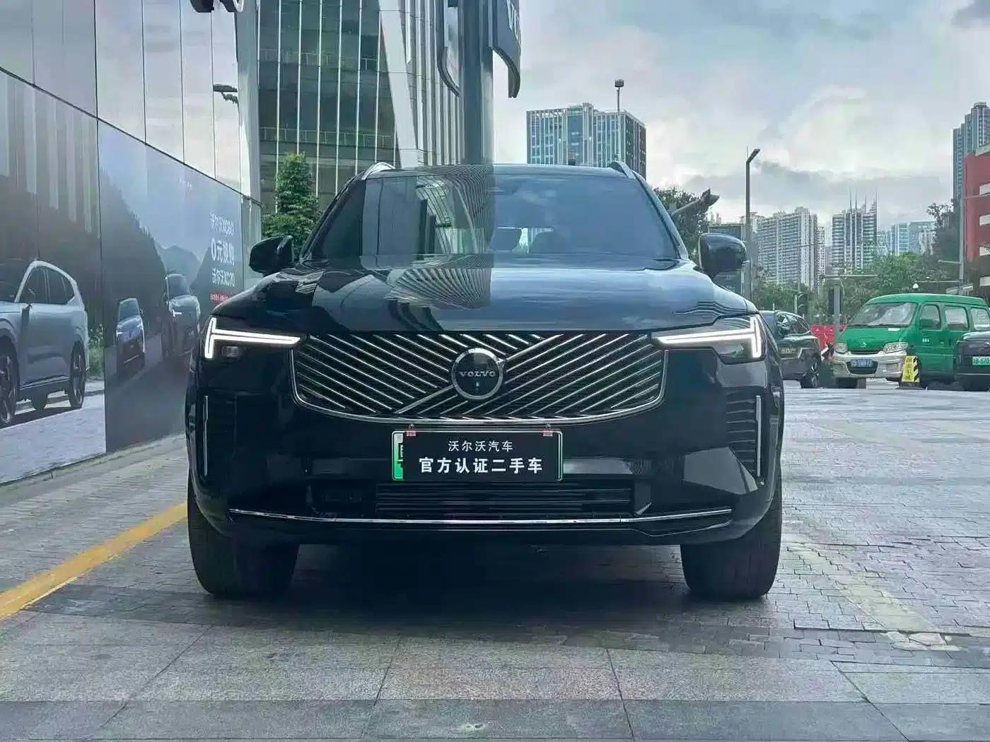 2026 Volvo XC90 Plug-in Hybrid T8 Inscription Luxury Edition (7-seater) — миниатюра 2