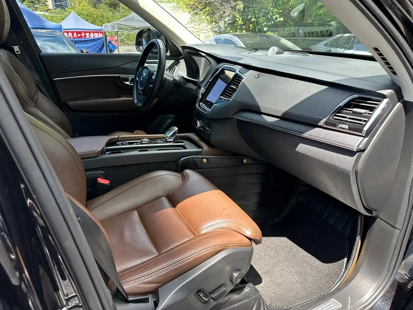 2020 Volvo XC90 Plug-in Hybrid E-Drive Hybrid T8 Inscription Luxury Edition (7-seater) — миниатюра 10