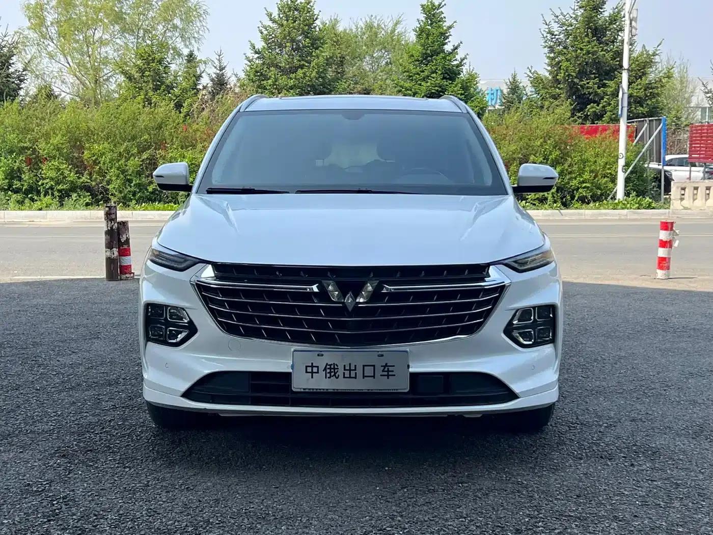 Wuling Capgemini 2020 1.5T CVT Flagship Edition — миниатюра 2