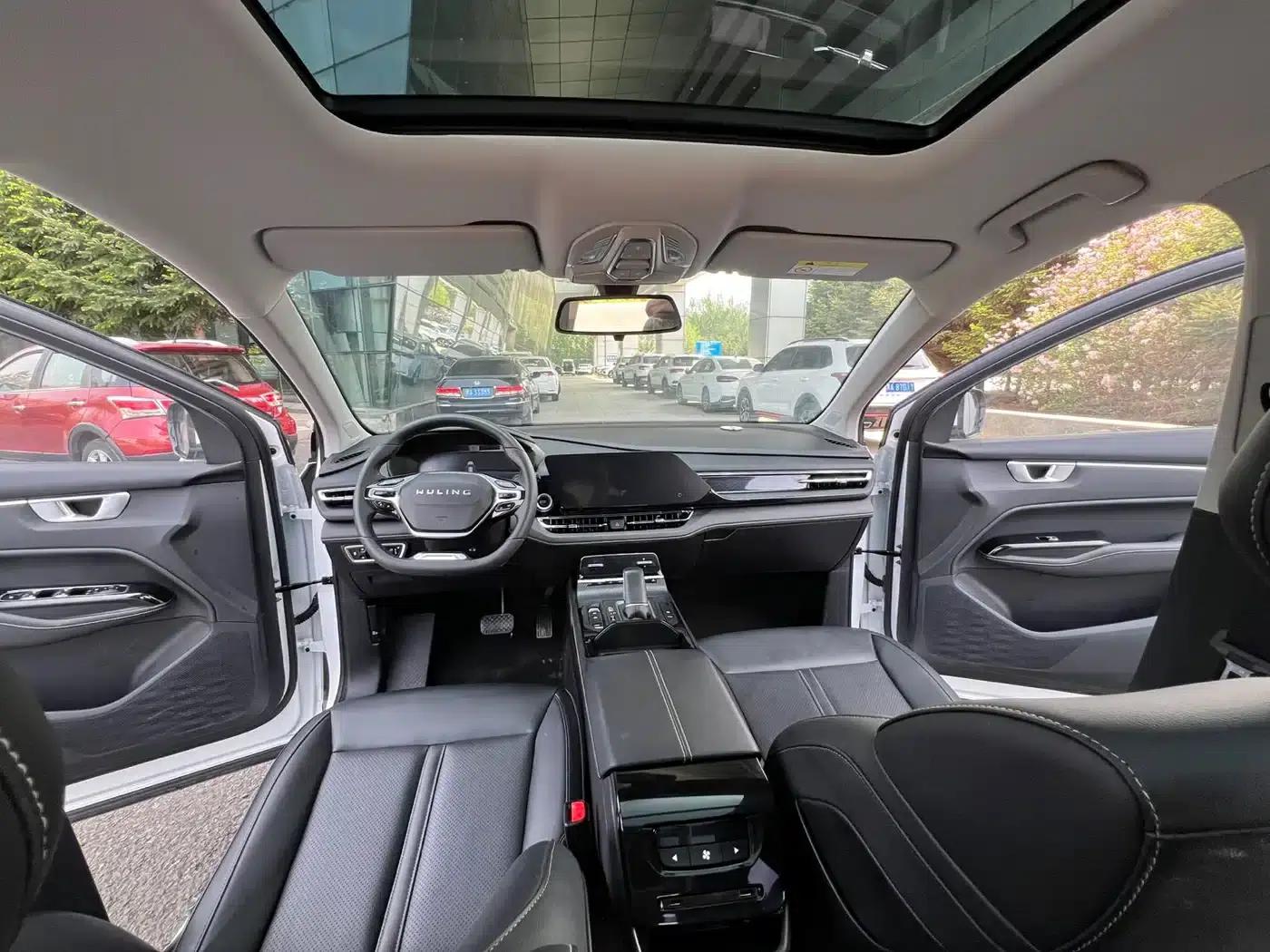 Wuling Capgemini 2020 1.5T CVT Flagship Edition — миниатюра 15