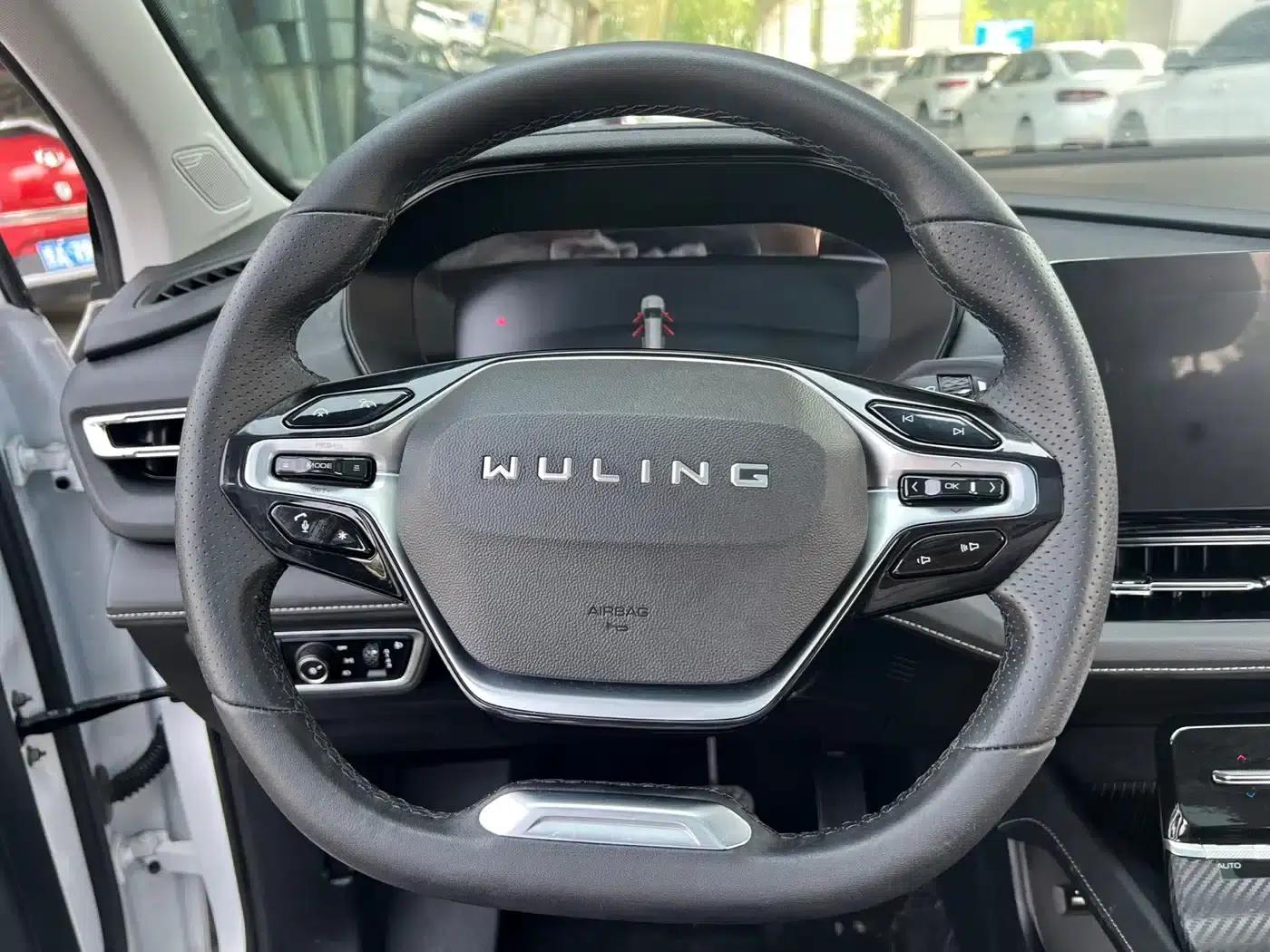 Wuling Capgemini 2020 1.5T CVT Flagship Edition — миниатюра 16