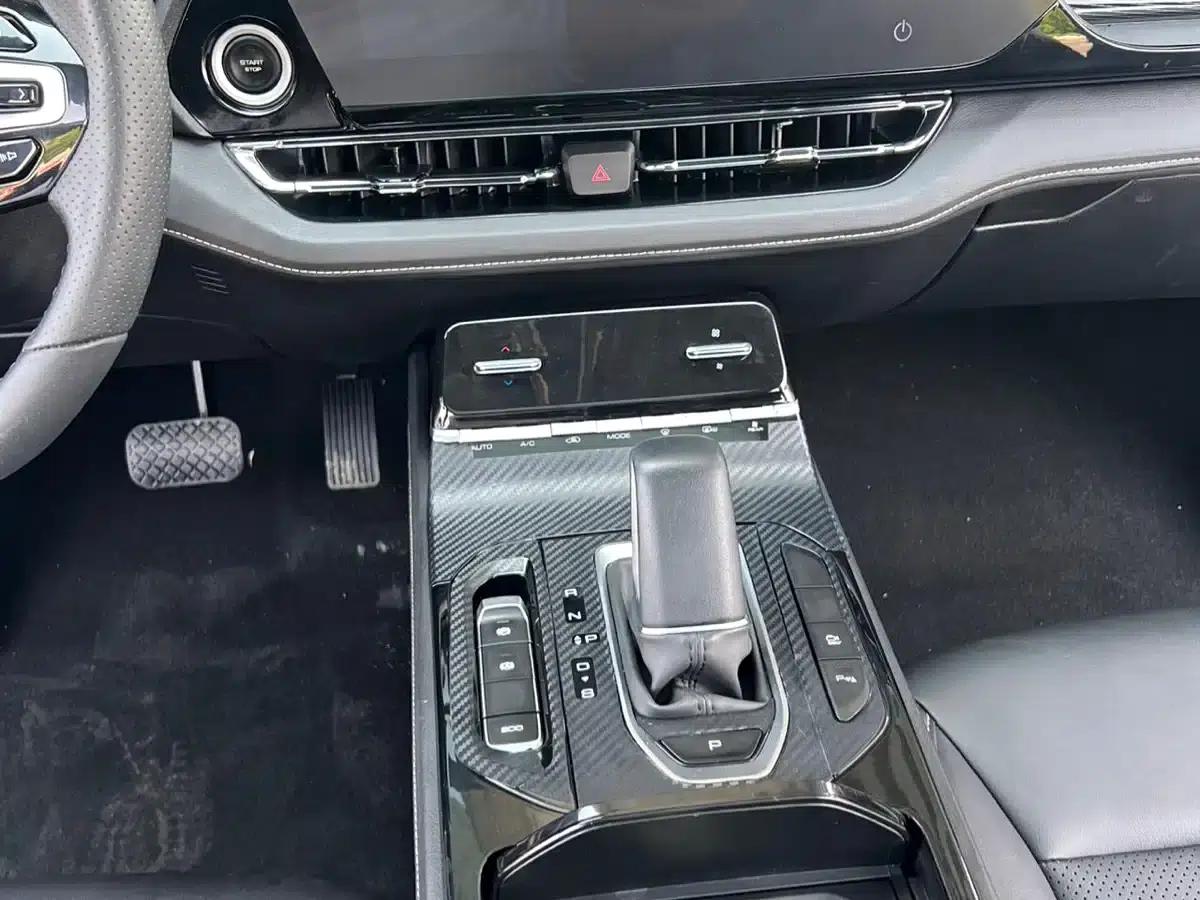Wuling Capgemini 2020 1.5T CVT Flagship Edition — миниатюра 17