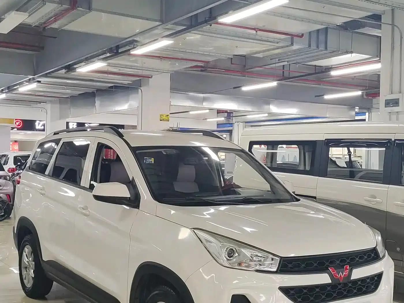 Wuling Hongguang S3 2018 1.5L Manual Standard Model (National V Emission Standard) — миниатюра 2