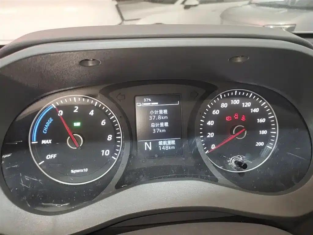 Wuling Yangguang 2025 400km/h Bus Comfort Edition — миниатюра 12