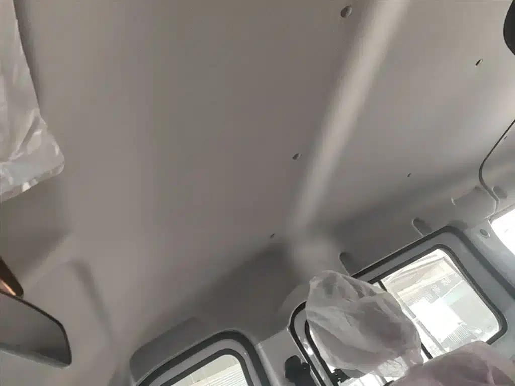 Wuling Yangguang 2025 400km/h Bus Comfort Edition — миниатюра 18
