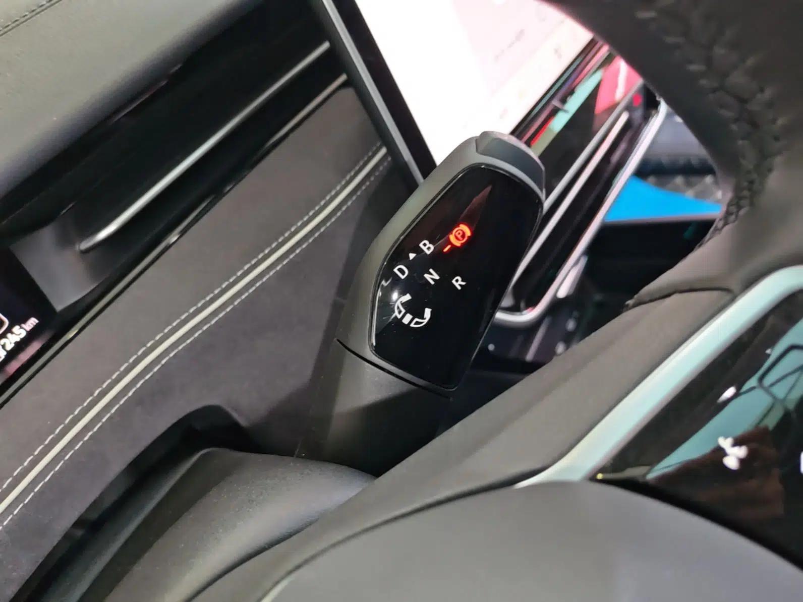 Volkswagen ID.7 VIZZION 2024 PRO Model — миниатюра 17