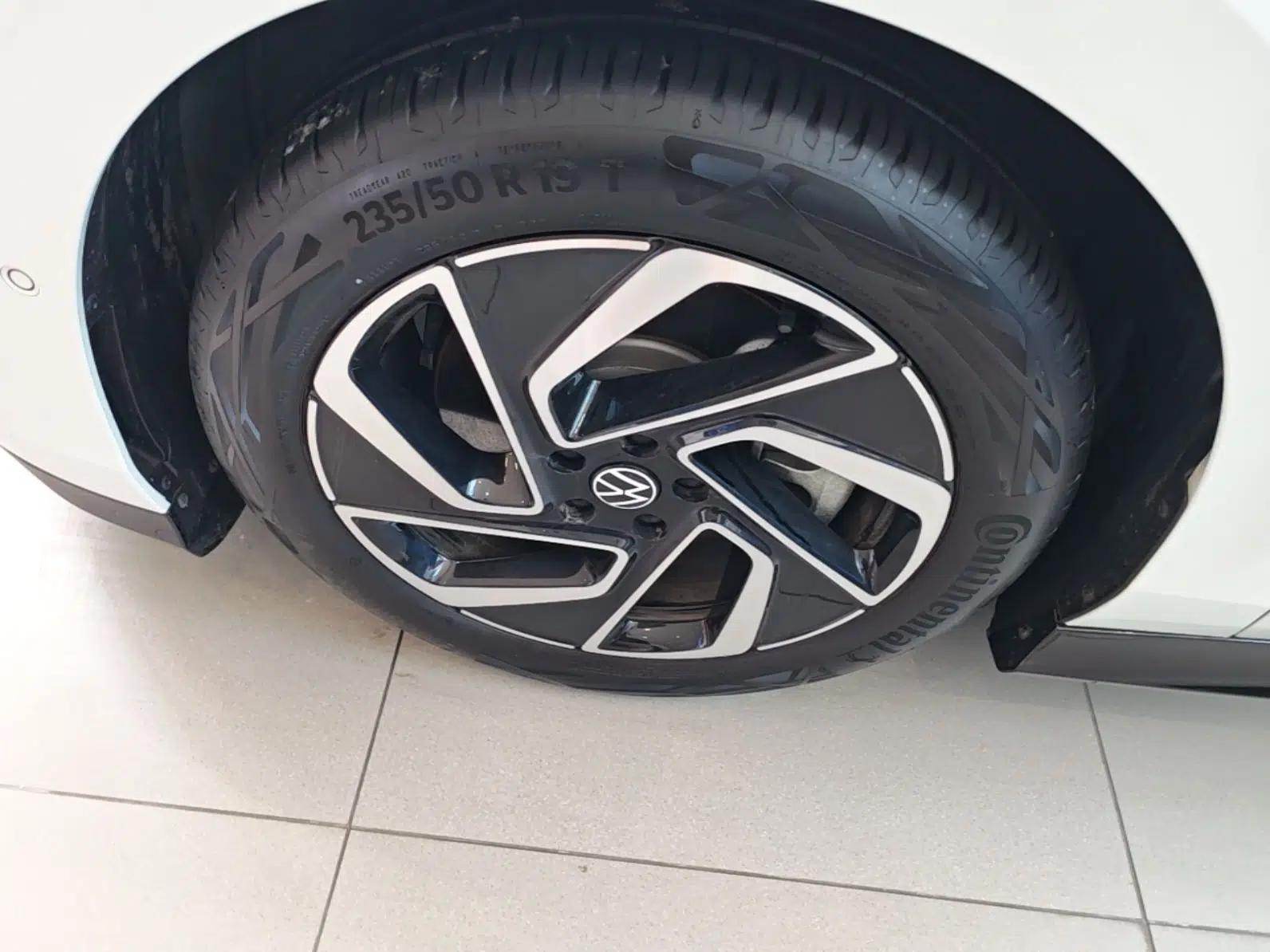 Volkswagen ID.7 VIZZION 2024 PRO Model — миниатюра 8