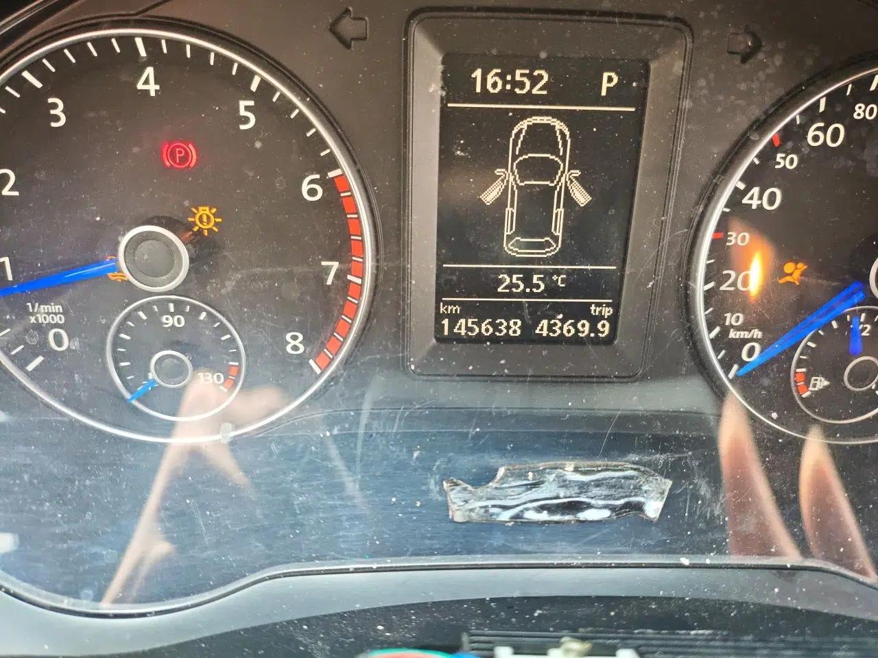 Volkswagen Scirocco 2010 2.0 TSI Luxury Edition — миниатюра 13