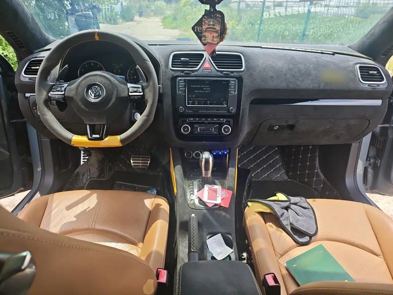 Volkswagen Scirocco 2010 2.0 TSI Luxury Edition — миниатюра 10