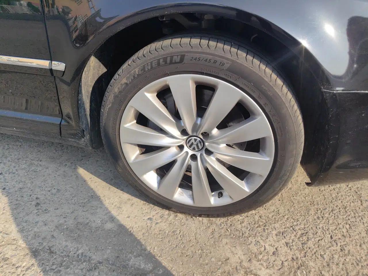 Volkswagen Phaeton 2015 3.0L Exclusive Edition — миниатюра 8