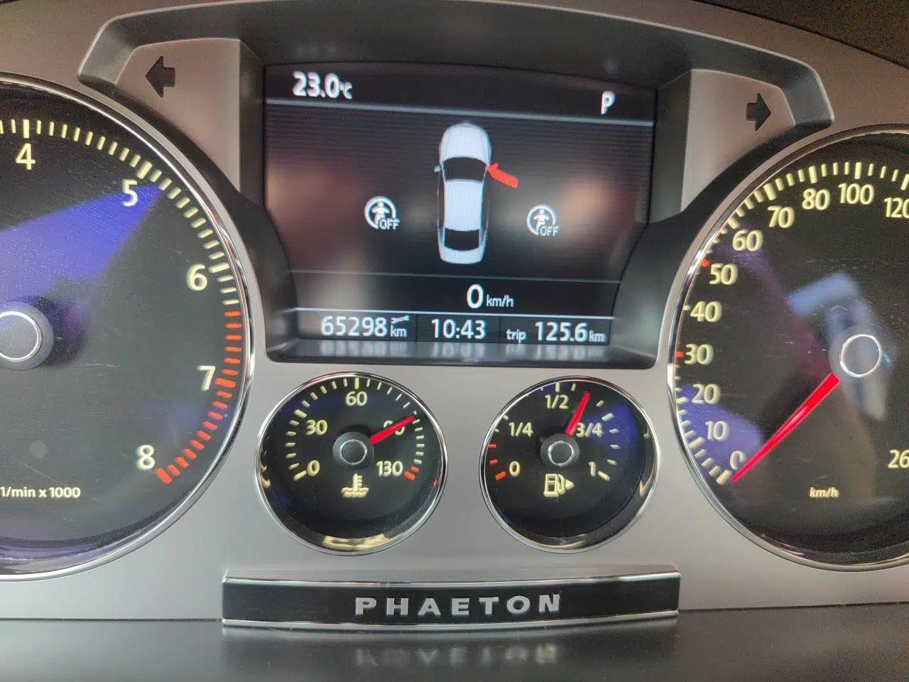 Volkswagen Phaeton 2014 3.0L Business Model — миниатюра 13