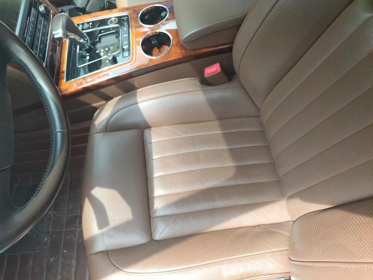Volkswagen Phaeton 2014 3.0L Business Model — миниатюра 16