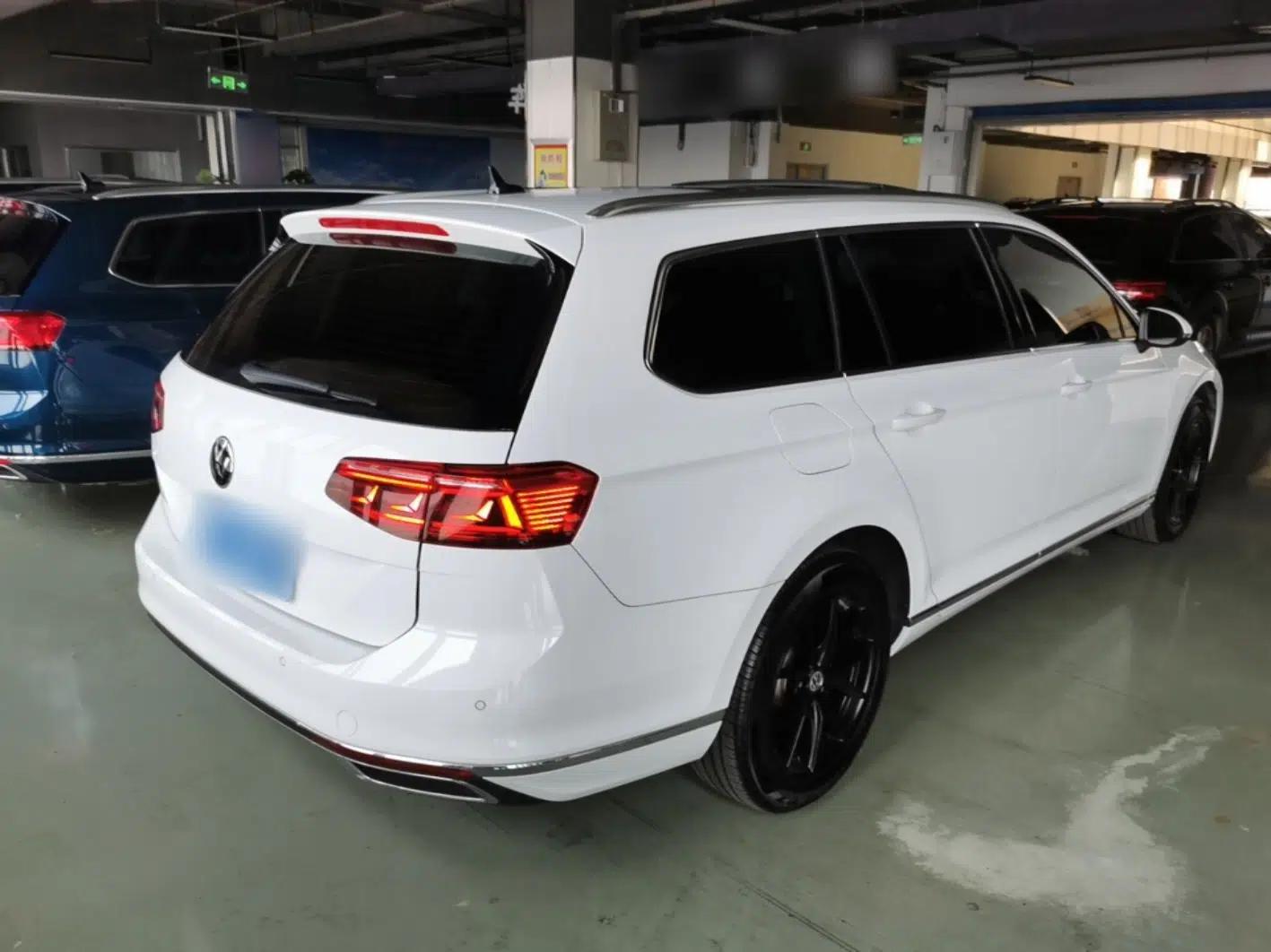 Volkswagen Variant 2021 2.0T Comfort Edition — миниатюра 6