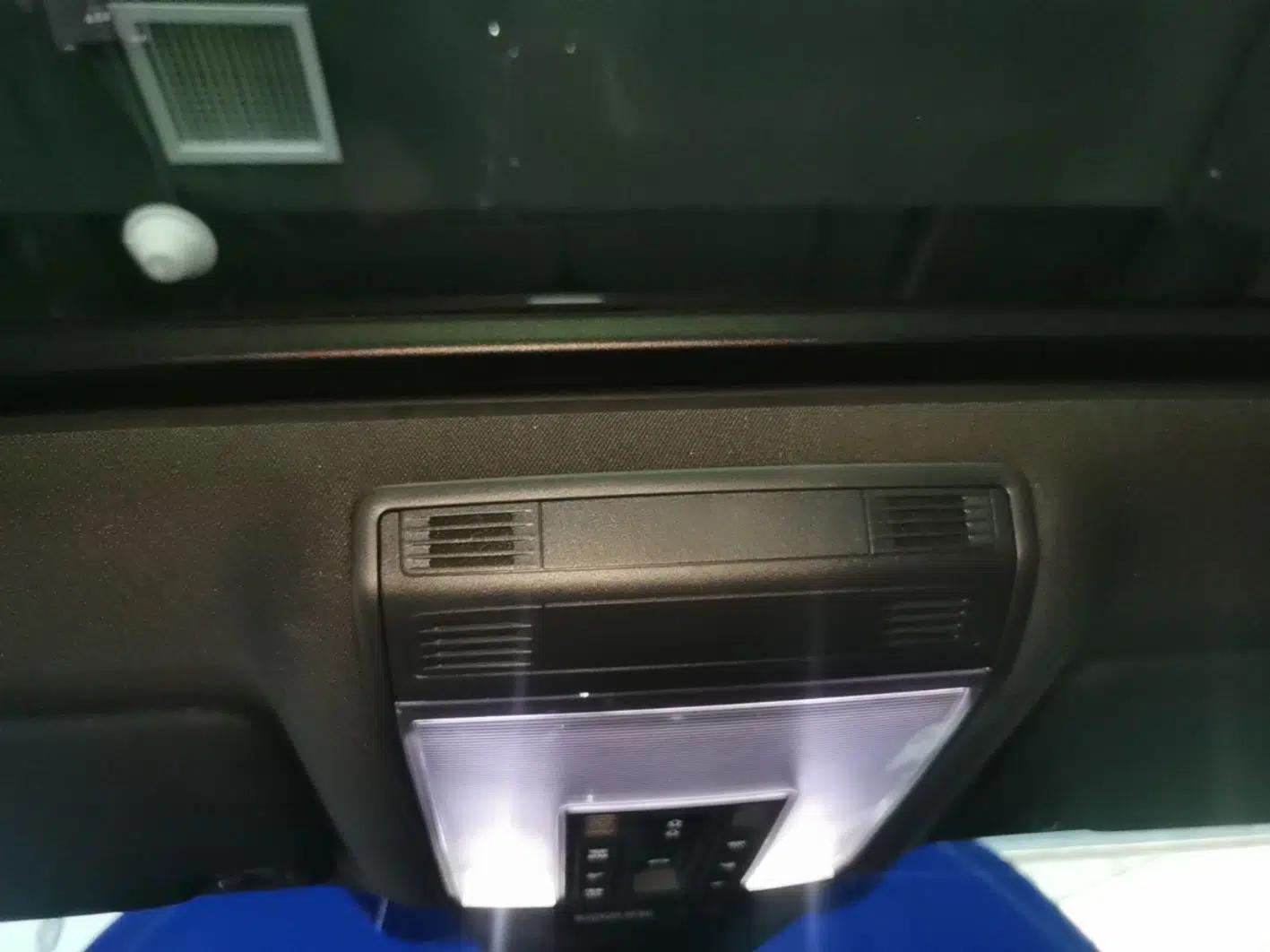 Volkswagen Variant 2021 2.0T Longitudinal Version — миниатюра 21