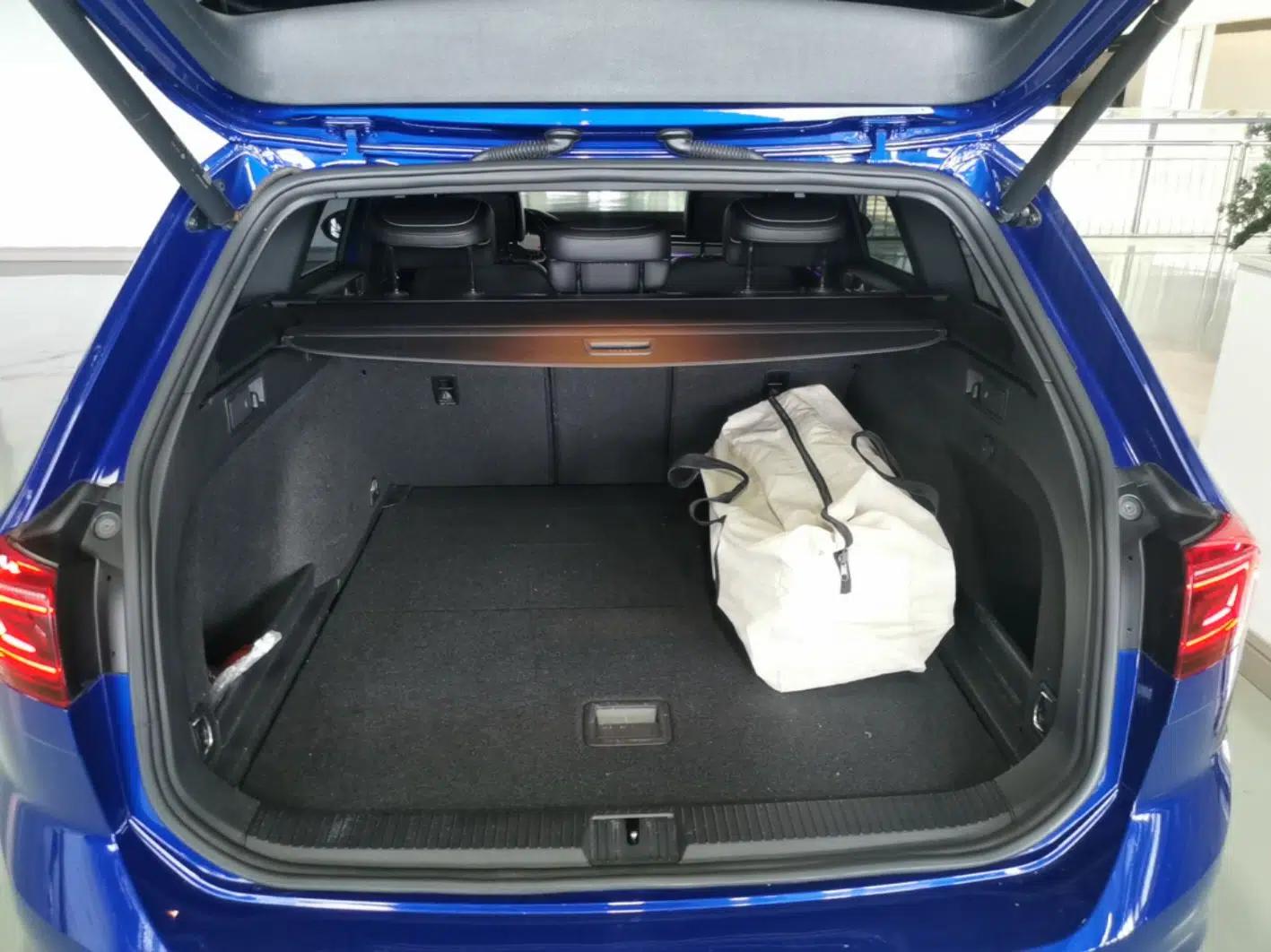 Volkswagen Variant 2021 2.0T Longitudinal Version — миниатюра 22