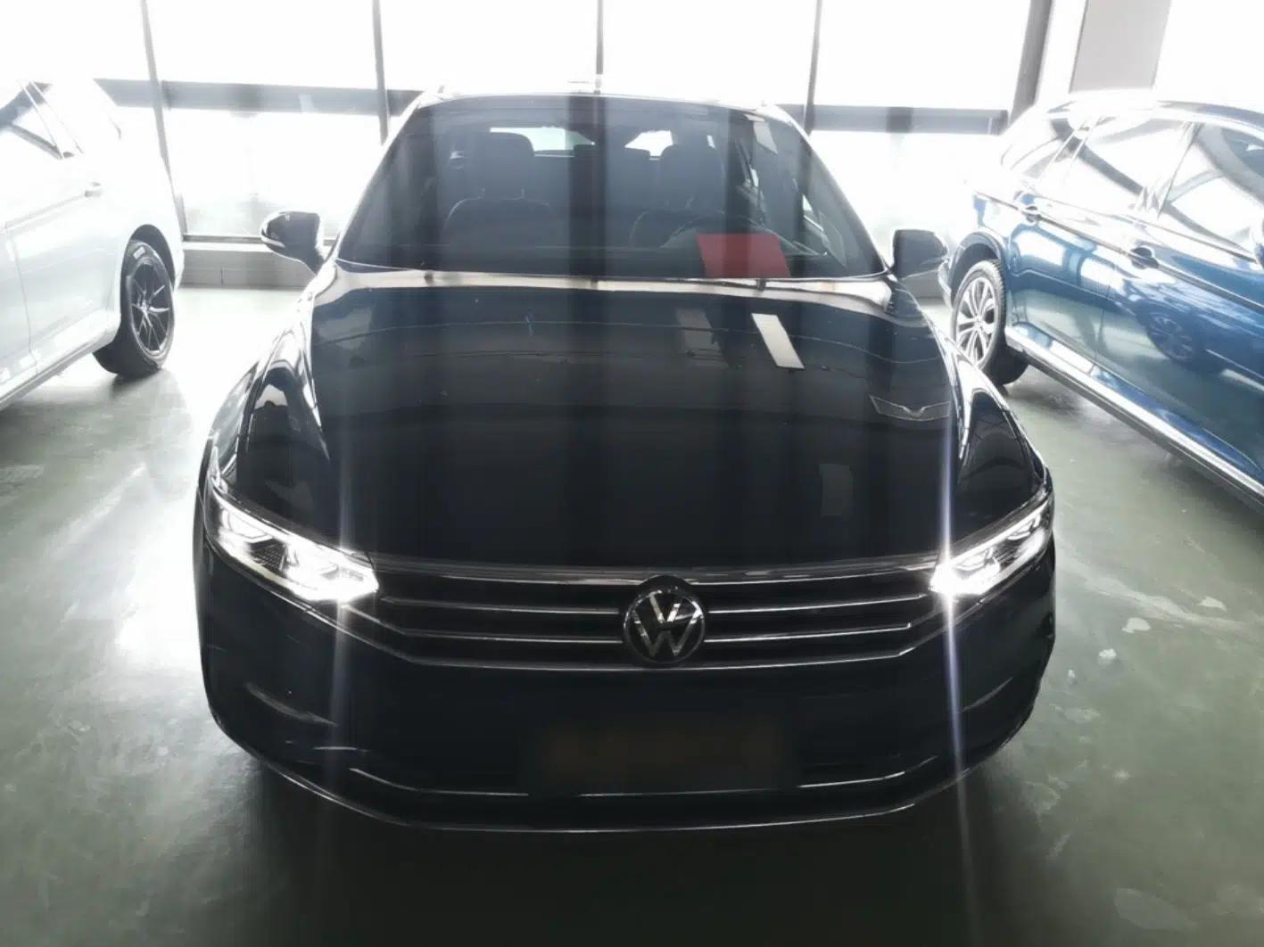 Volkswagen Variant 2021 2.0T Comfort Edition — миниатюра 2