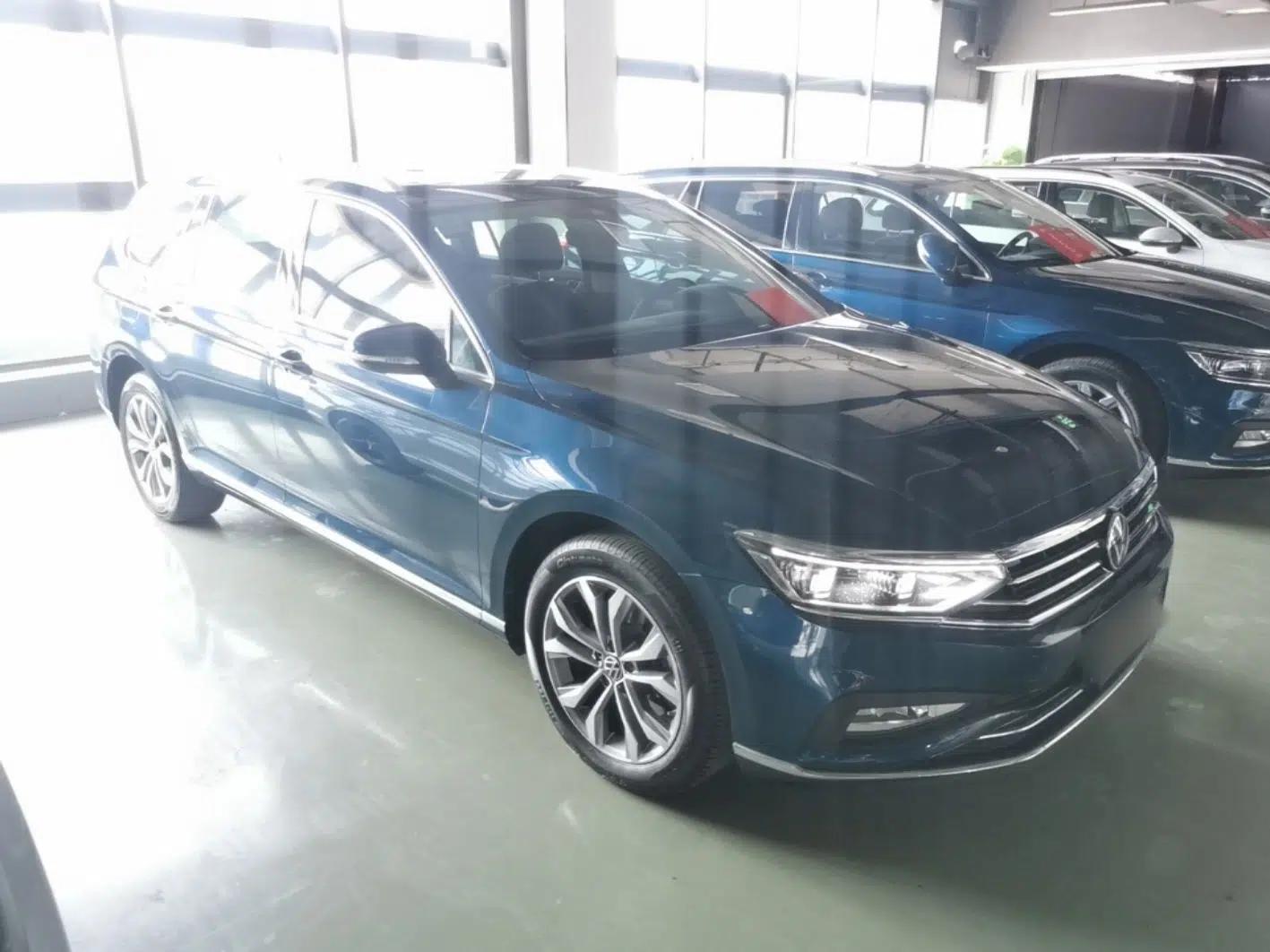 Volkswagen Variant 2021 2.0T Comfort Edition — миниатюра 3