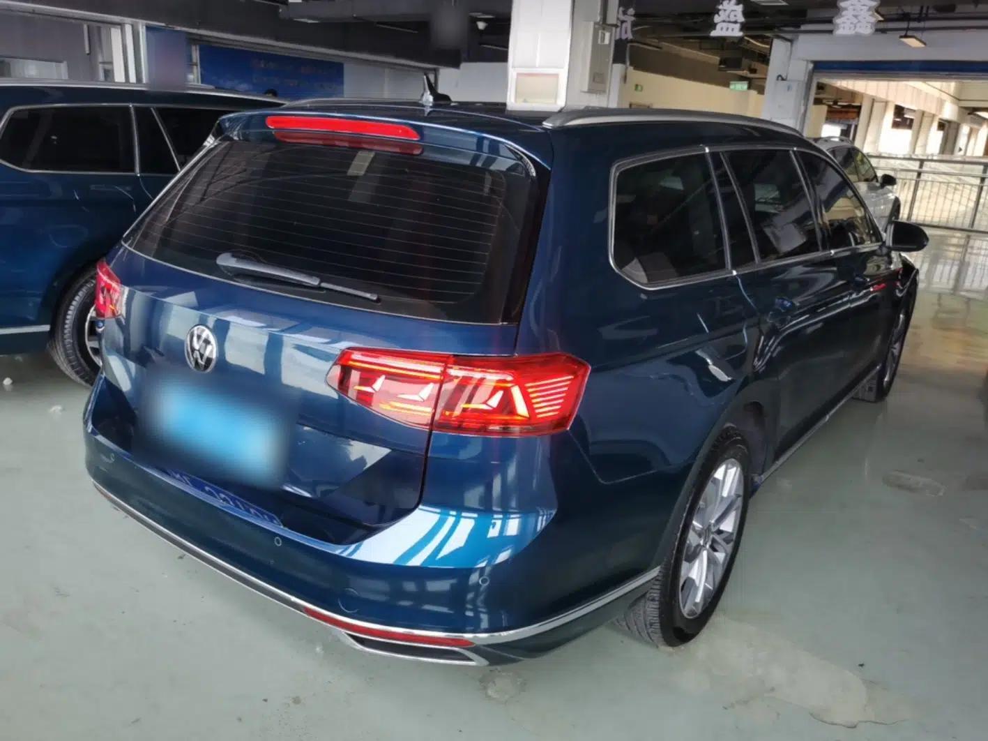 Volkswagen Variant 2021 2.0T Comfort Edition — миниатюра 6