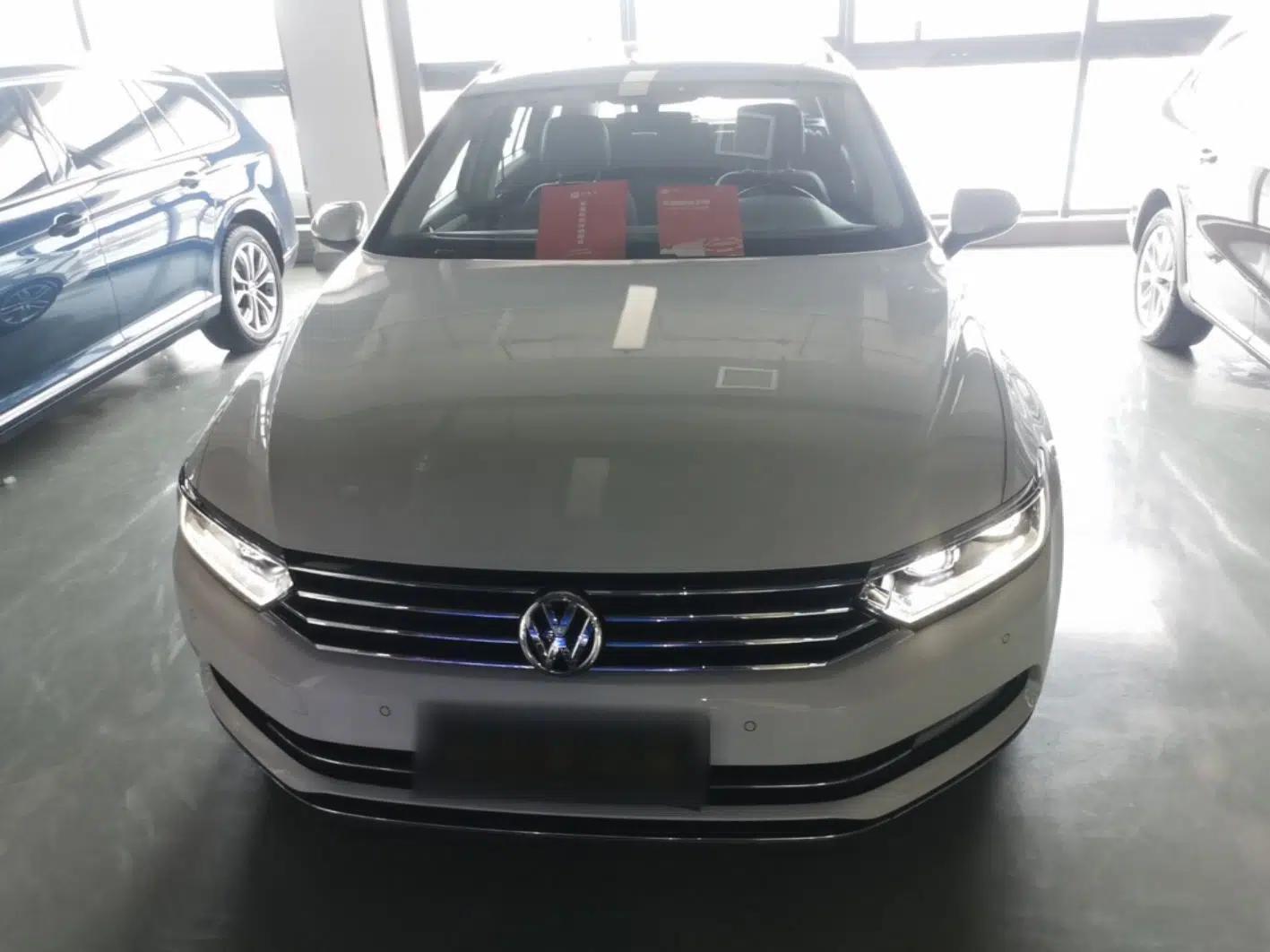 Volkswagen Variant 2017 380TSI Two-Wheel Drive Comfort Edition — миниатюра 2