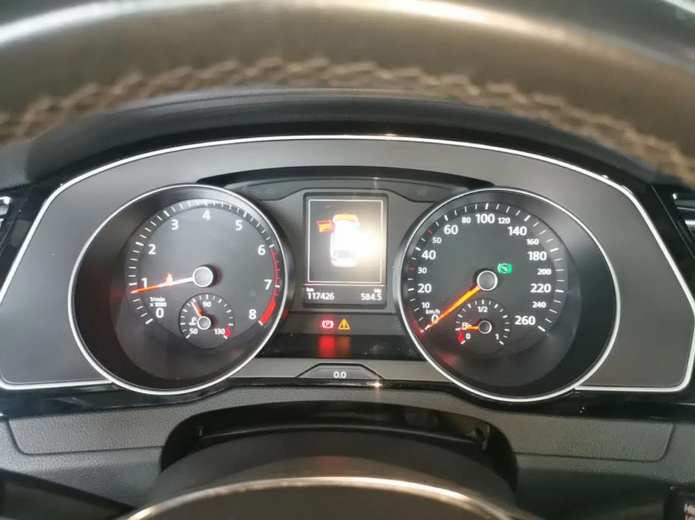 Volkswagen Variant 2017 380TSI Two-Wheel Drive Comfort Edition — миниатюра 15