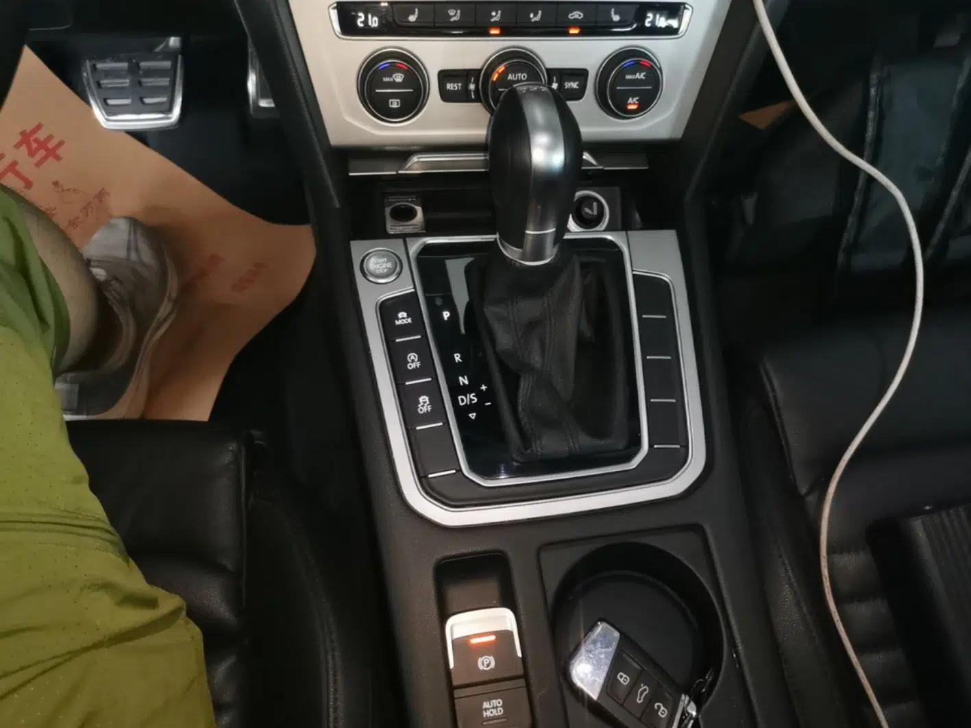 Volkswagen Variant 2017 380TSI Two-Wheel Drive Comfort Edition — миниатюра 17