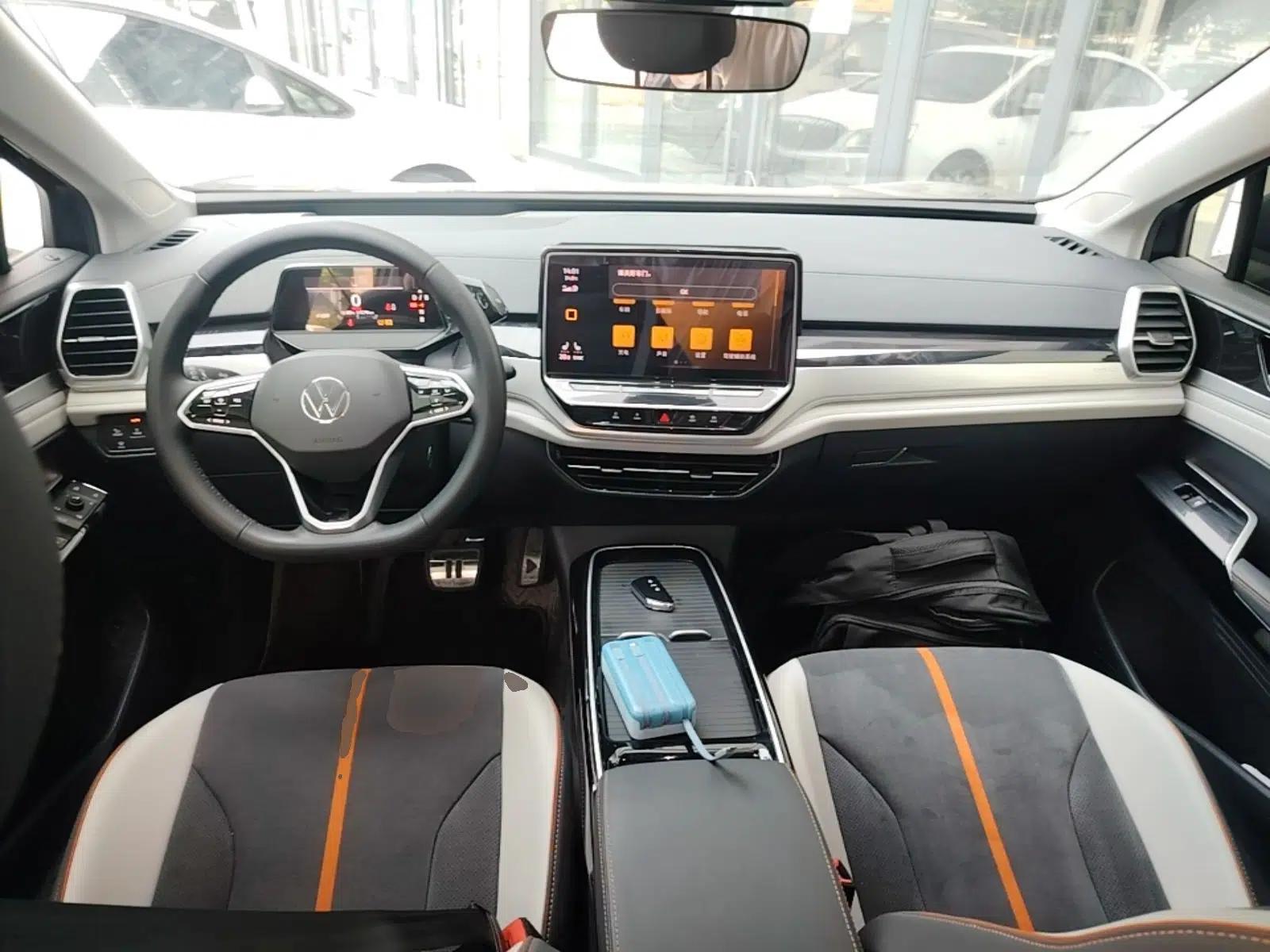 Volkswagen ID.6 CROZZ 2021 Revised Version Long-Range PRO Edition — миниатюра 13