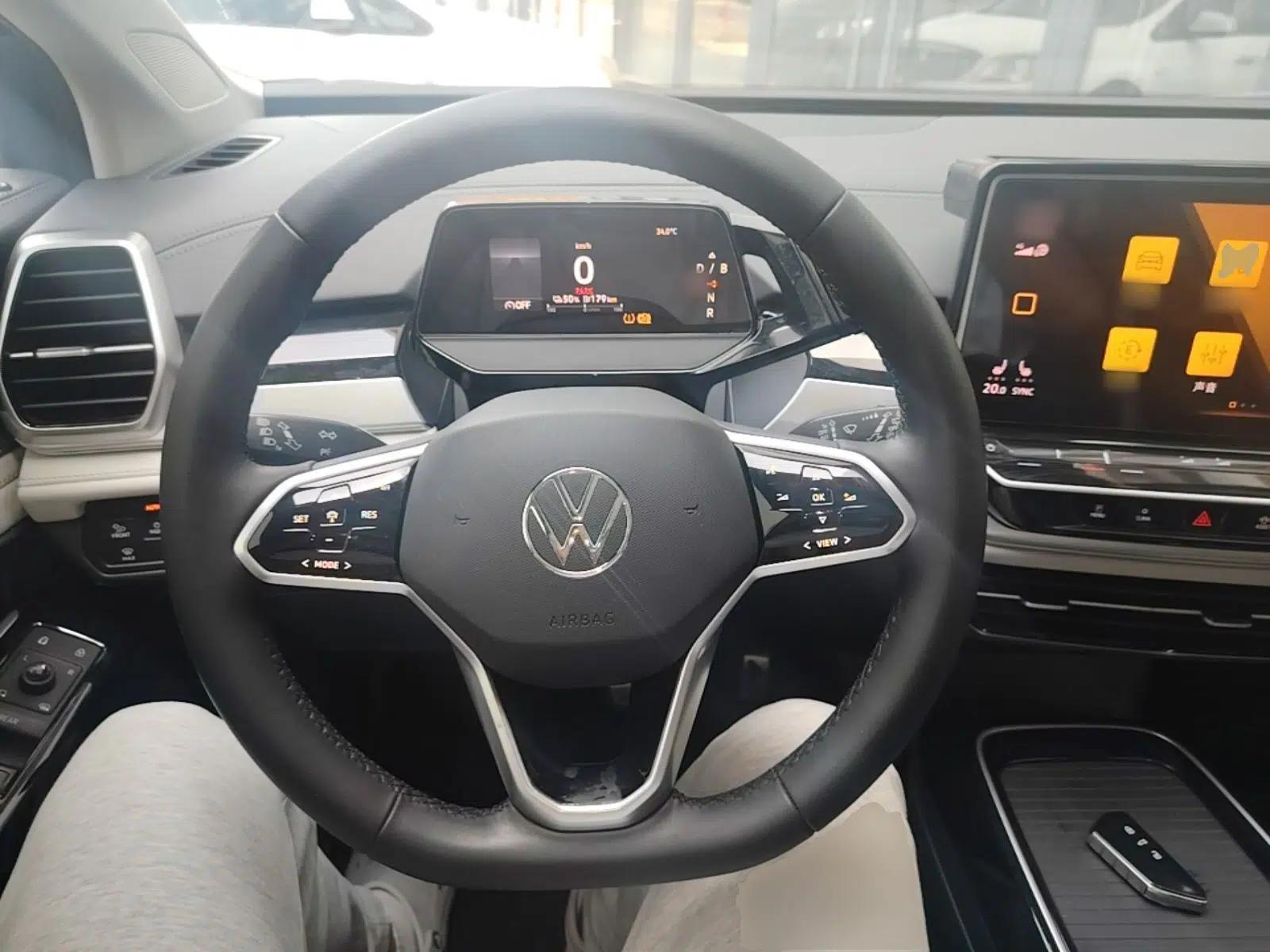 Volkswagen ID.6 CROZZ 2021 Revised Version Long-Range PRO Edition — миниатюра 14