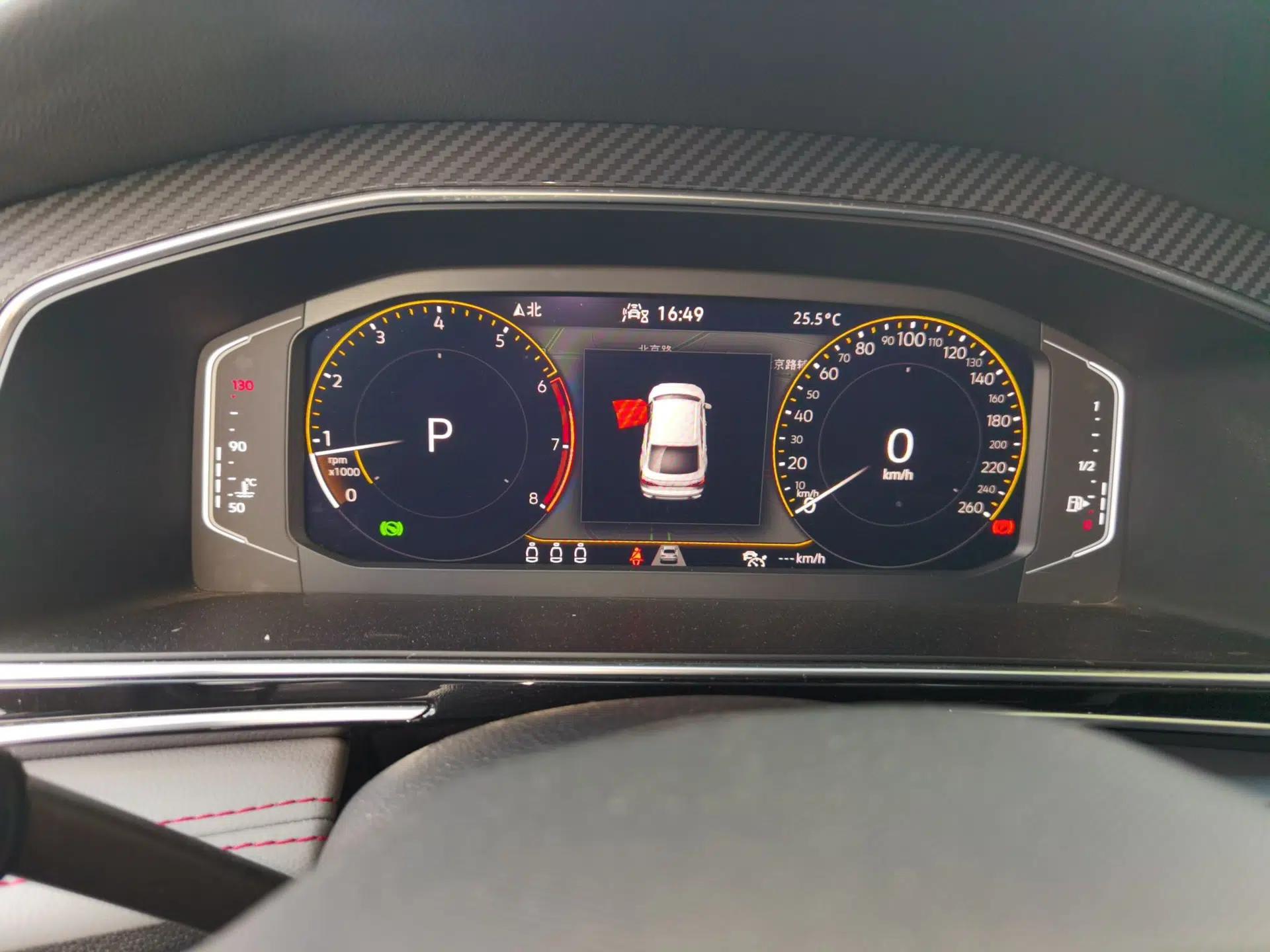 Volkswagen Tiguan X 2022 330TSI Two-Wheel Drive Enjoyment Version — миниатюра 12
