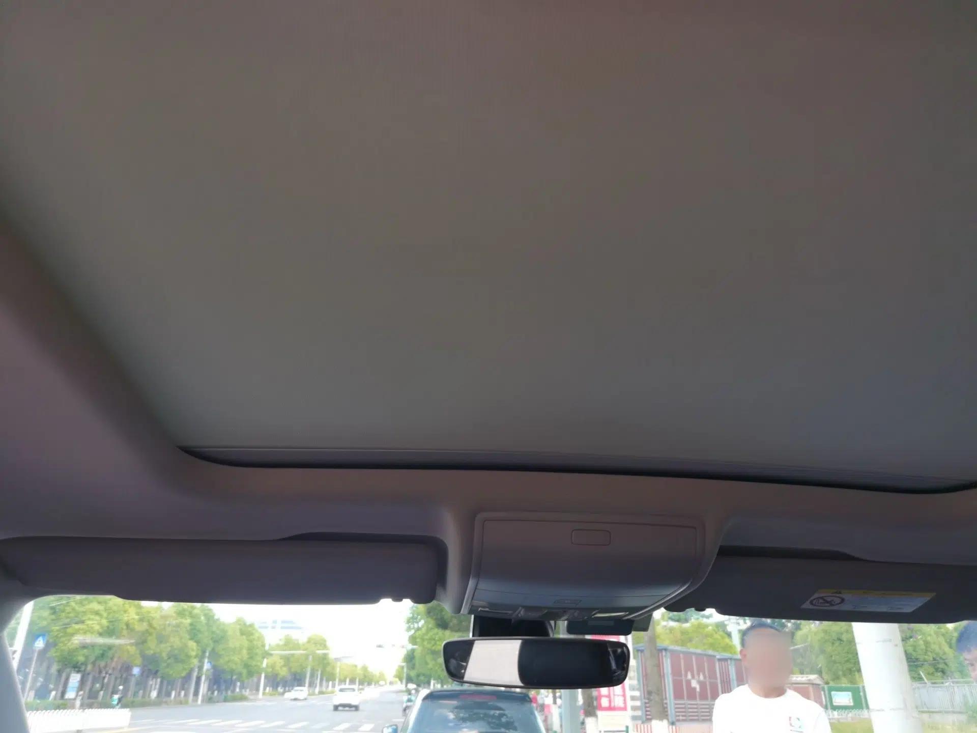 Volkswagen Tiguan X 2022 330TSI Two-Wheel Drive Enjoyment Version — миниатюра 19