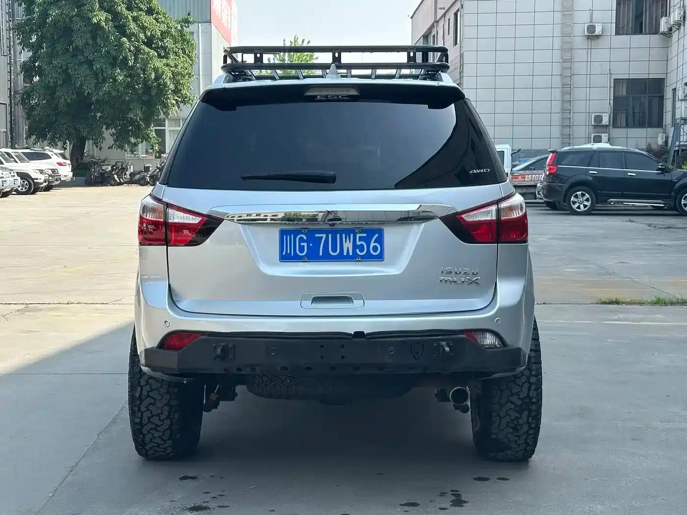mu-X 2017 3.0T 4WD Automatic Premium 5-seater (National V Emission Standard) — миниатюра 13