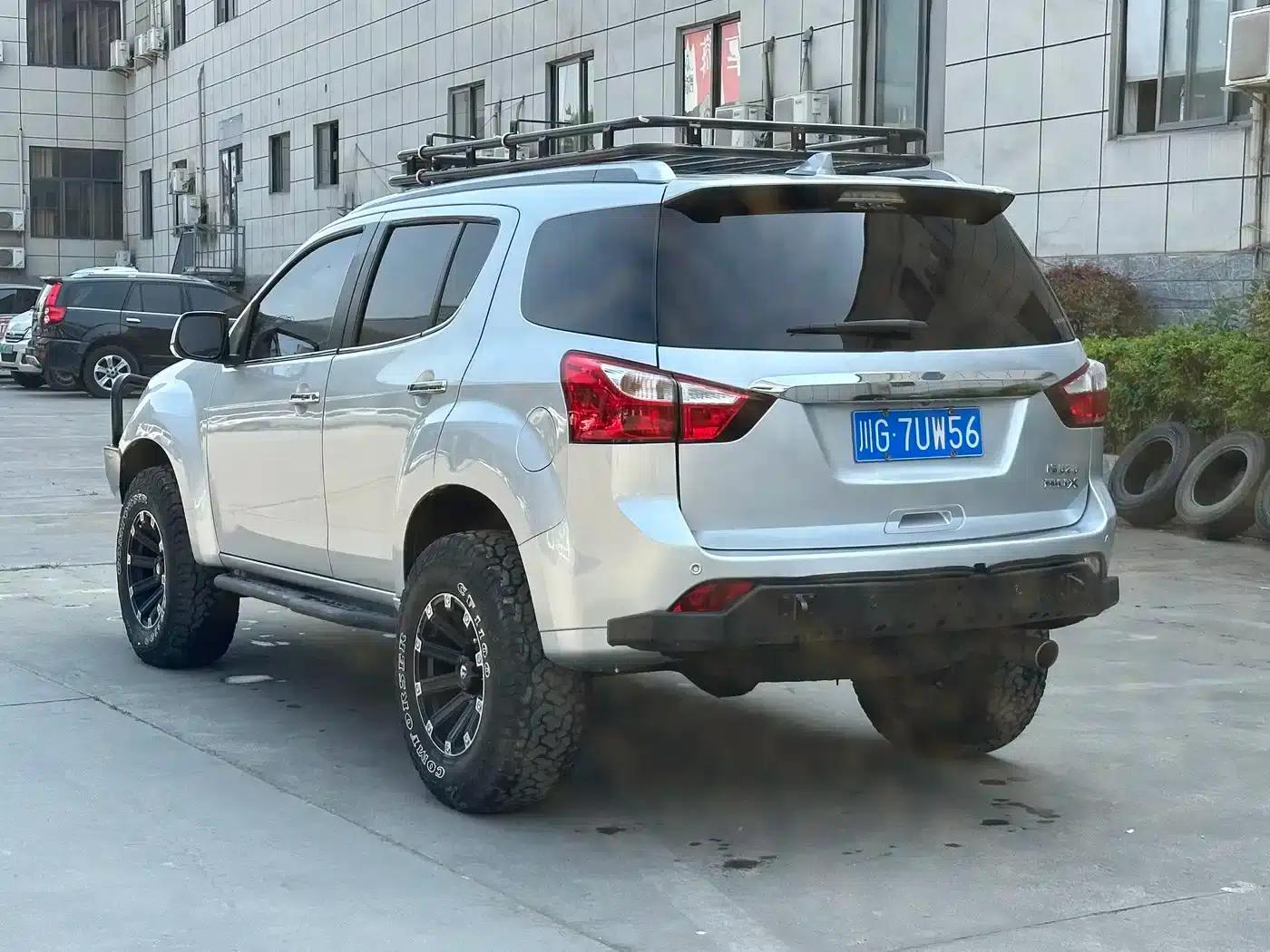 mu-X 2017 3.0T 4WD Automatic Premium 5-seater (National V Emission Standard) — миниатюра 15