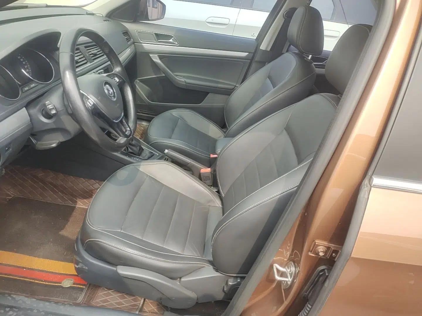Volkswagen Gran Lavida 2017 180TSI DSG Comfort Edition — миниатюра 18
