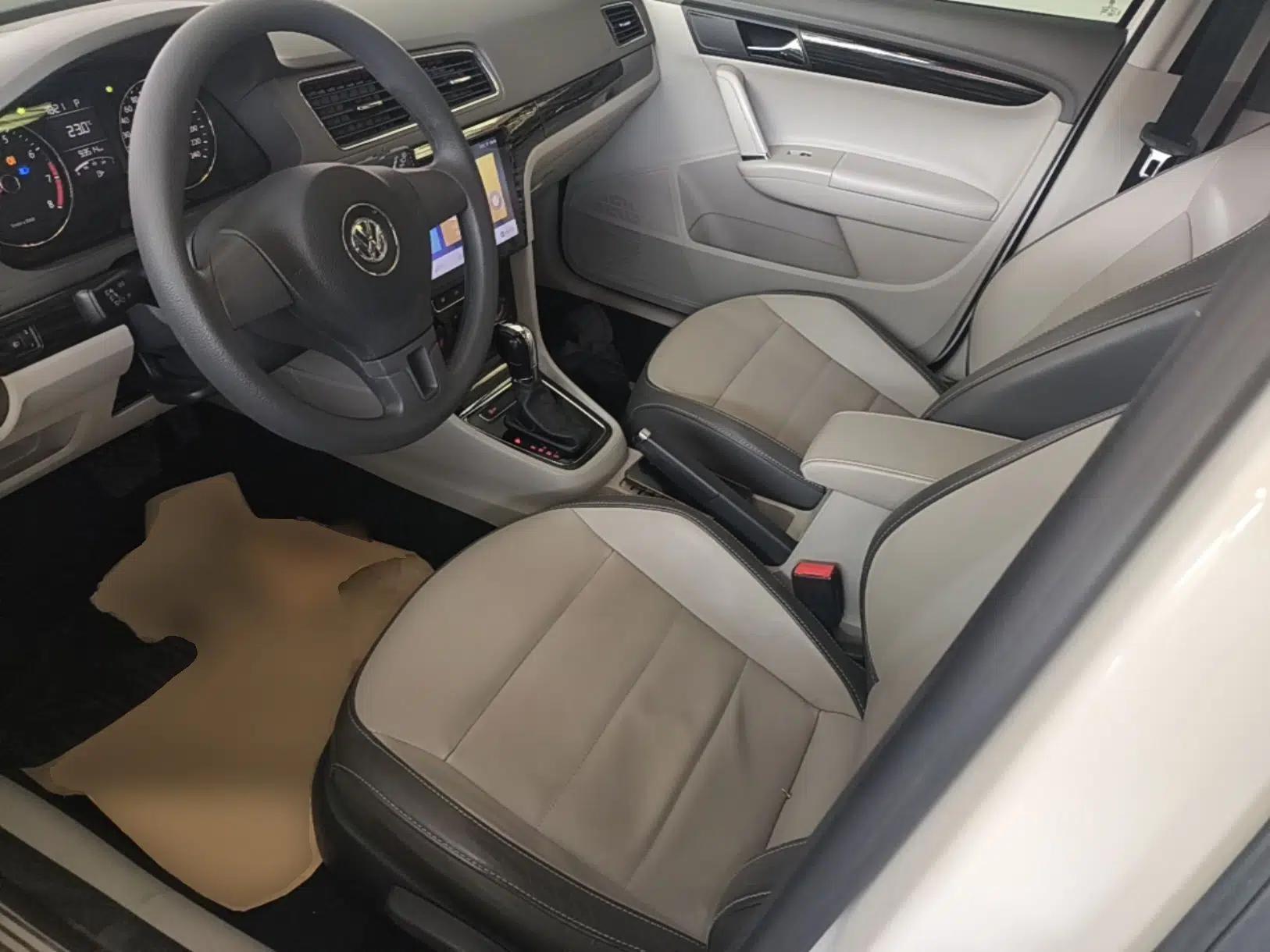 Volkswagen Gran Lavida 2013 1.4 TSI Automatic Comfort Model — миниатюра 17