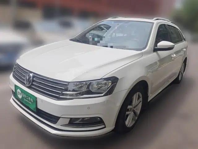 Volkswagen Gran Lavida 2015 1.6L Automatic Comfort Edition