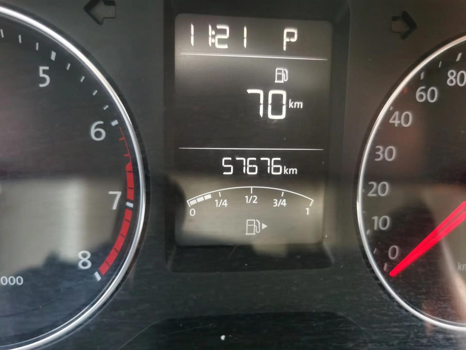 Volkswagen Gran Lavida 2014 1.6L Automatic Sport Edition — миниатюра 13