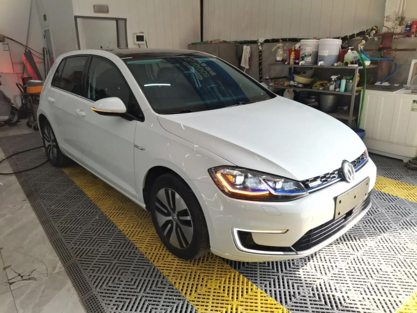 Volkswagen Golf Pure Electric 2020 Chari — миниатюра 3