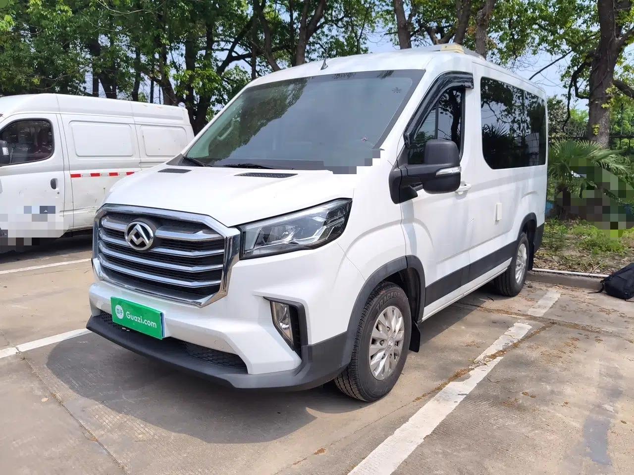 SAIC MAXUS Xintu V90 2022 2.0T AMT Yunjie Front-Wheel-Drive Short Wheelbase Mid-Roof Design with Single Rear Tire and 6 Seats — миниатюра 1