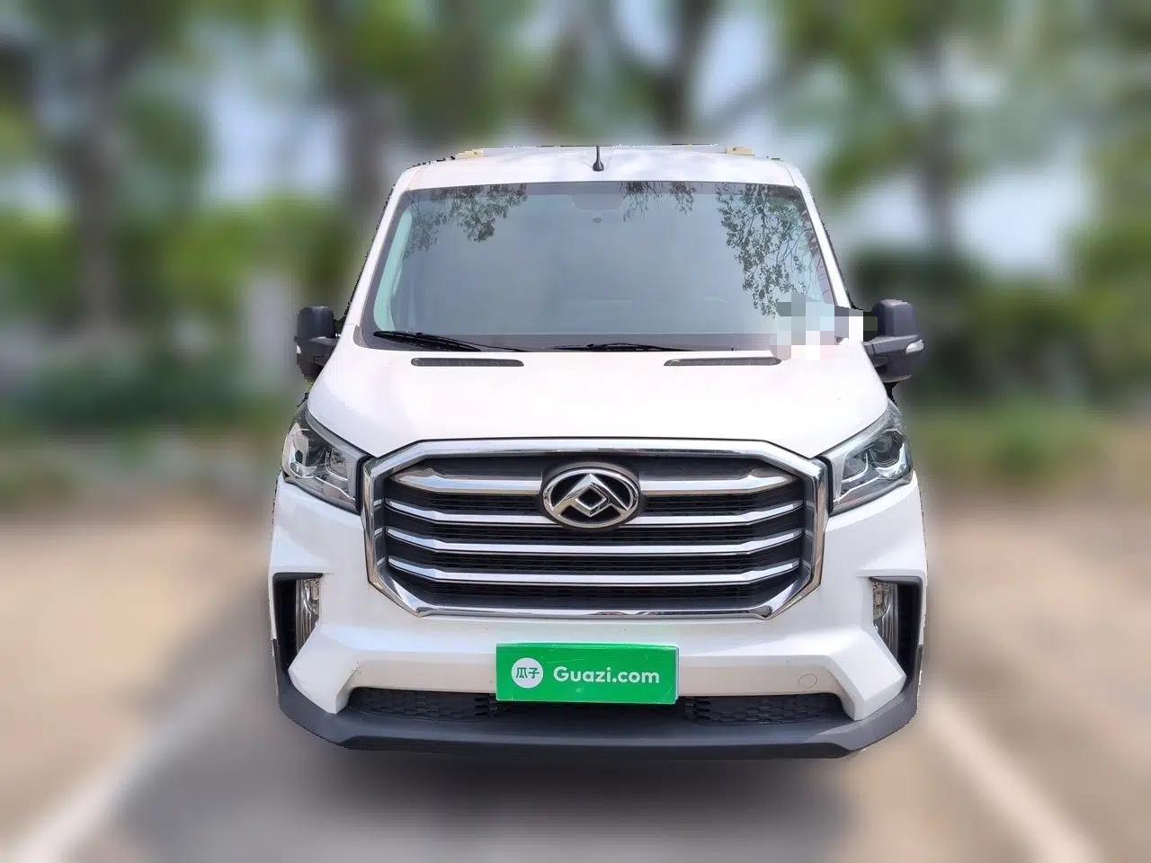 SAIC MAXUS Xintu V90 2022 2.0T AMT Yunjie Front-Wheel-Drive Short Wheelbase Mid-Roof Design with Single Rear Tire and 6 Seats — миниатюра 2